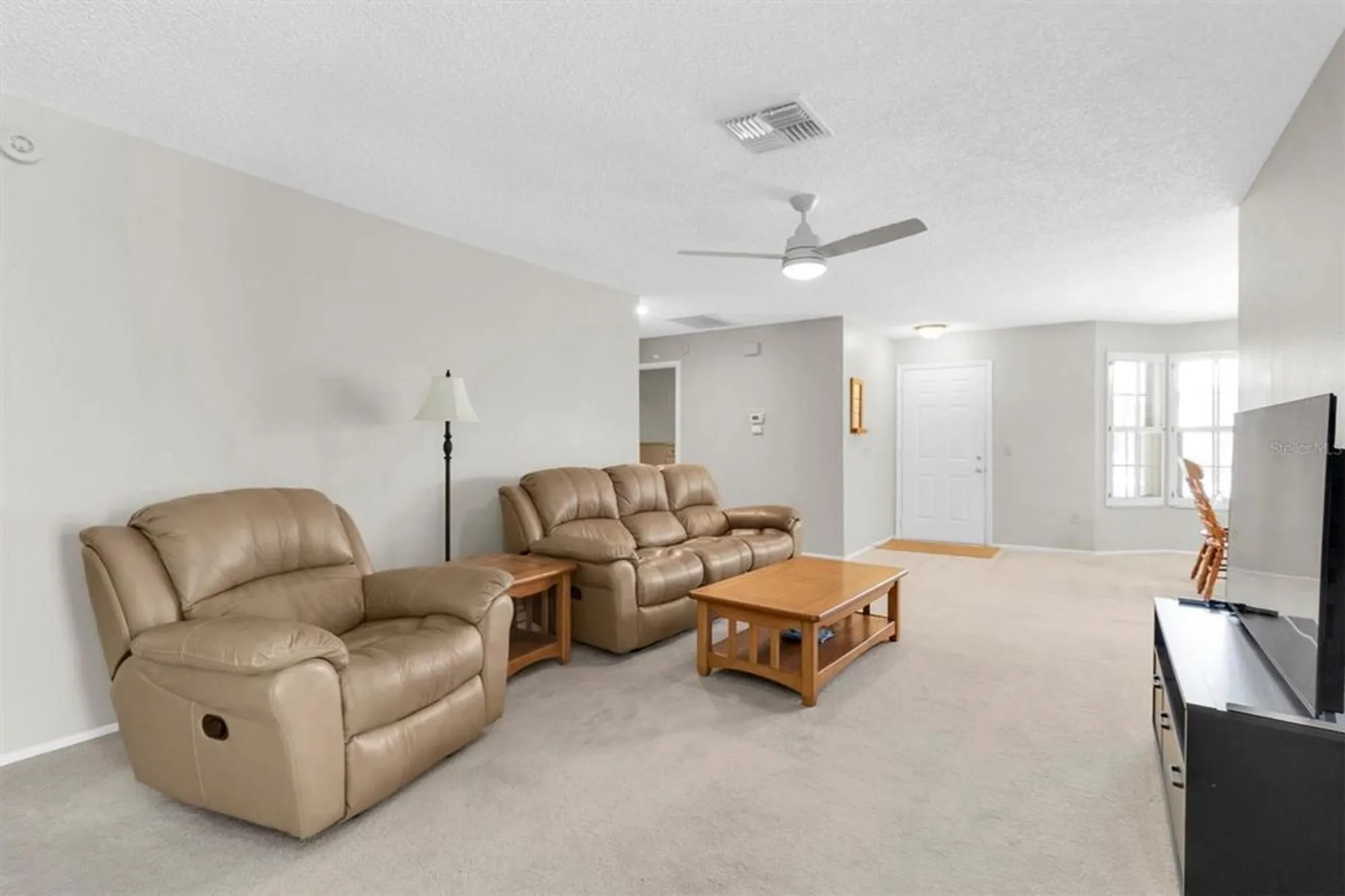 Property Slideshow image 6 of 54 | 9444 rockbridge cir, New Port Richey, FL, 34655