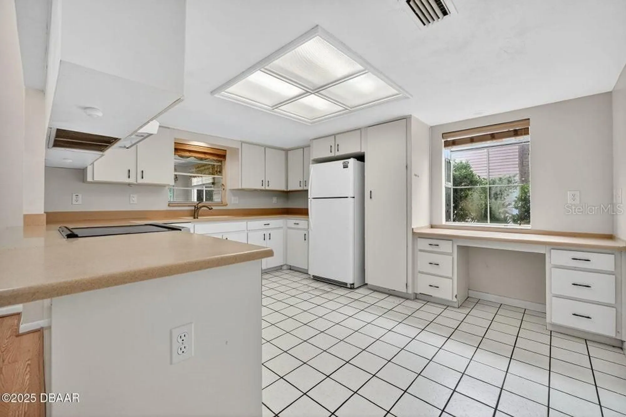 Property Slideshow image 11 of 43 | 236 gull dr, Daytona Beach, FL, 32119