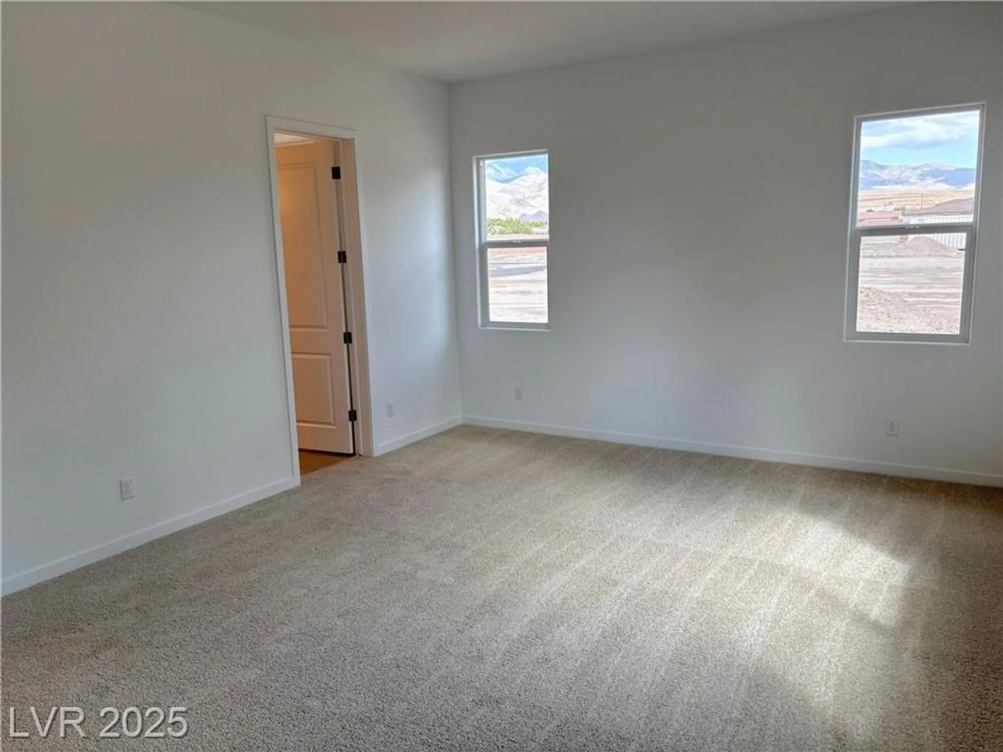 Property Slideshow image 21 of 28 | 5715 victoria falls dr, Pahrump, NV, 89061