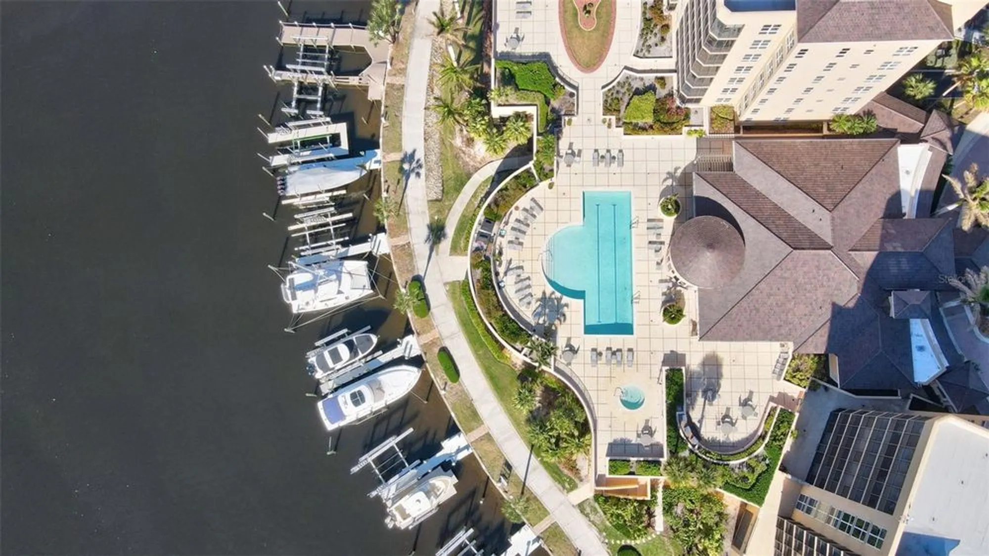 Property Slideshow image 44 of 71 | 3321 sunset key cir 204, Punta Gorda, FL, 33955