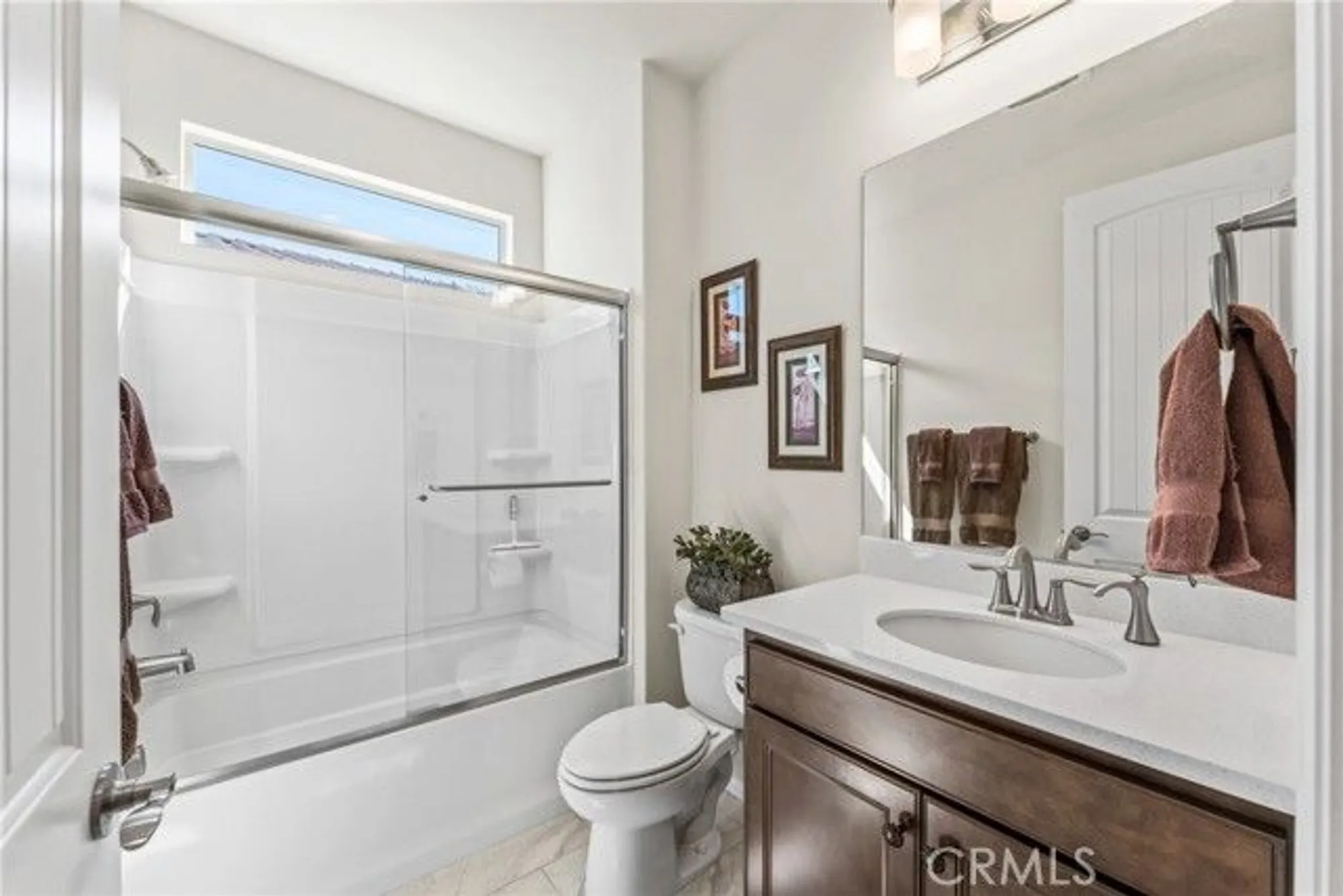 Property Slideshow image 30 of 71 | 11636 cascade st, Apple Valley, CA, 92308
