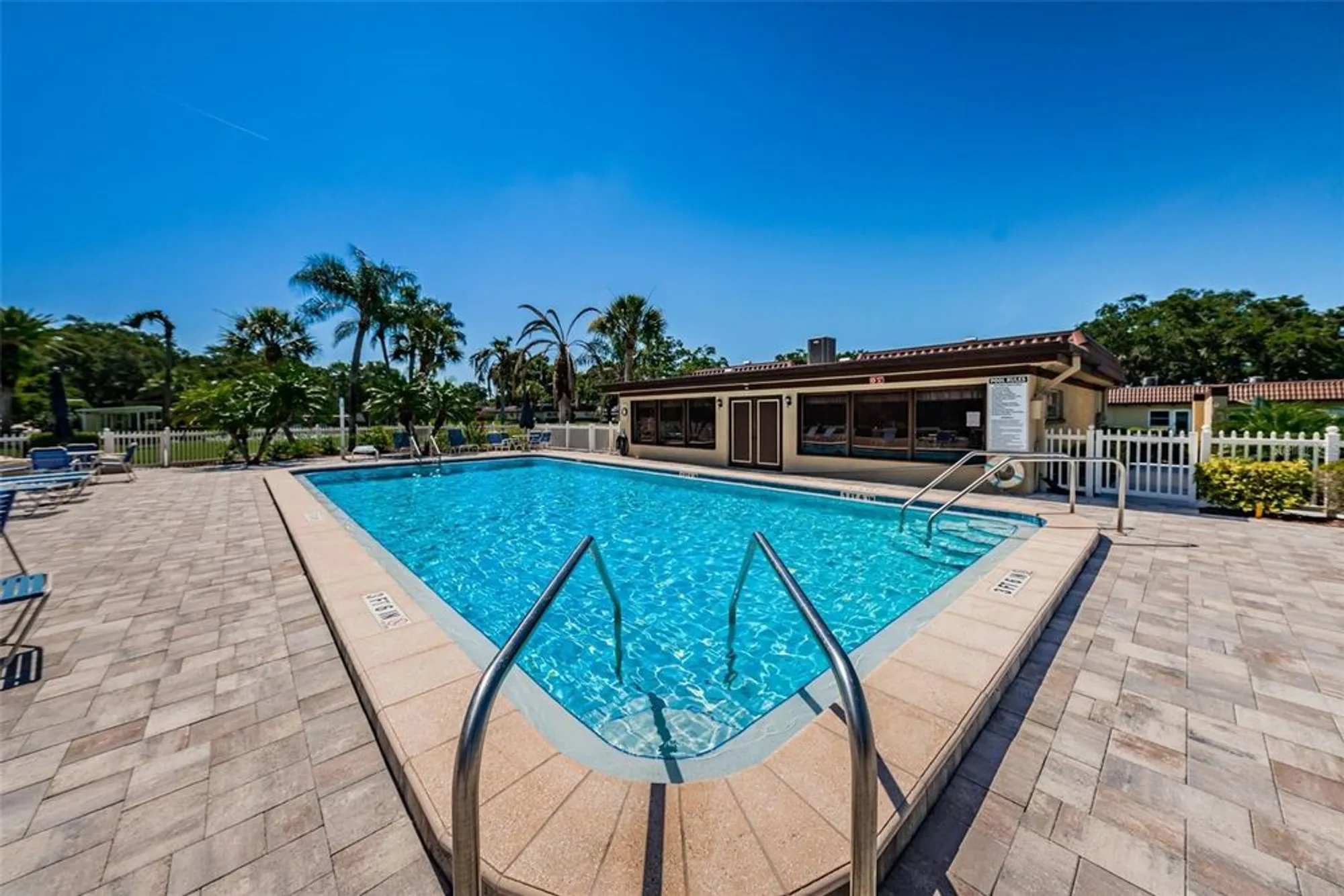 Property Slideshow image 46 of 57 | 1701 pinehurst rd 4f, Dunedin, FL, 34698