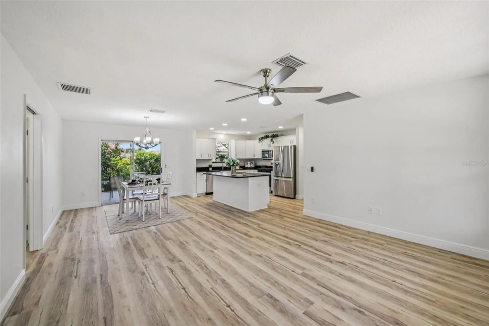 Property Slideshow image 5 of 53 | 2746 edwards ln, The Villages, FL, 32162