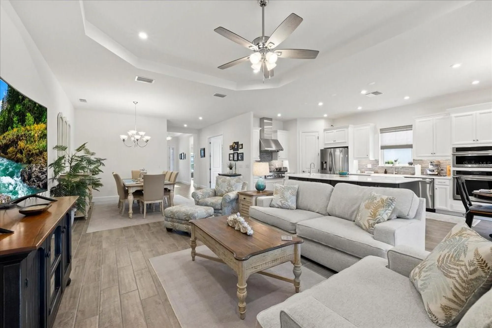 Property Slideshow image 29 of 91 | 11398 juglans dr, Odessa, FL, 33556