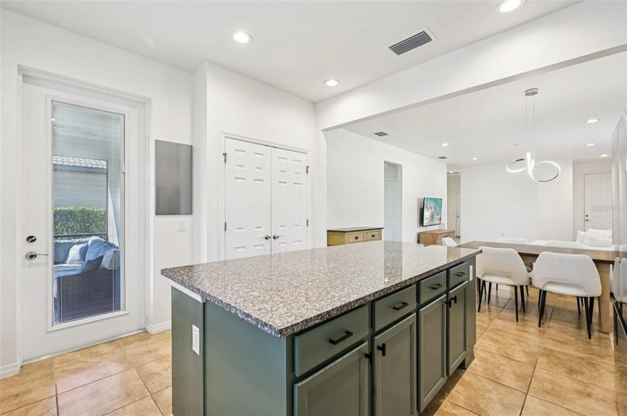 Property Slideshow image 10 of 51 | 19220 isadora st, Venice, FL, 34293