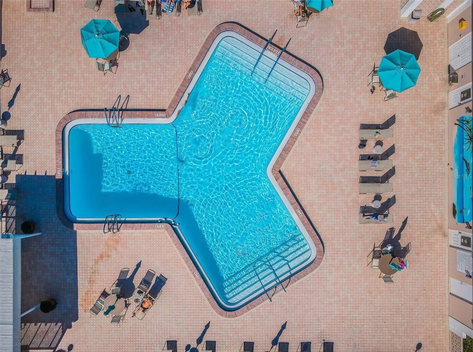 Property Slideshow image 71 of 89 | 1 boca ciega point blvd apt 314, Saint Petersburg, FL, 33708