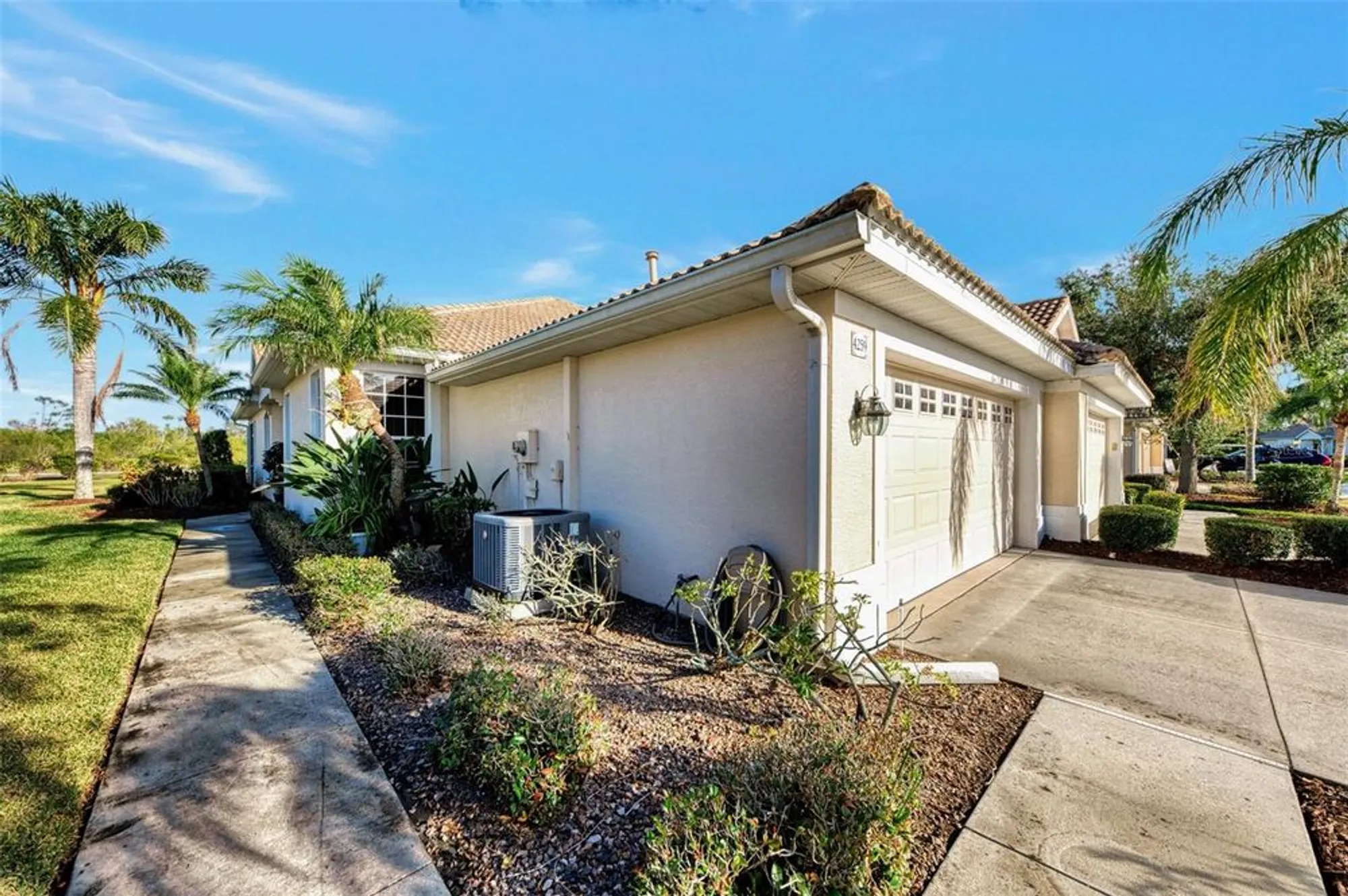 Property Slideshow image 7 of 51 | 4259 whispering oaks dr, North Port, FL, 34287