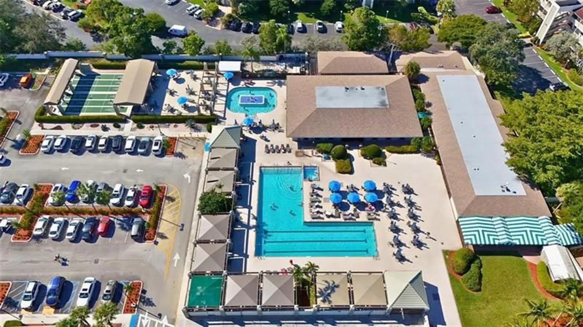 Property Slideshow image 24 of 28 | 2103 lucaya bnd a2, Coconut Creek, FL, 33066