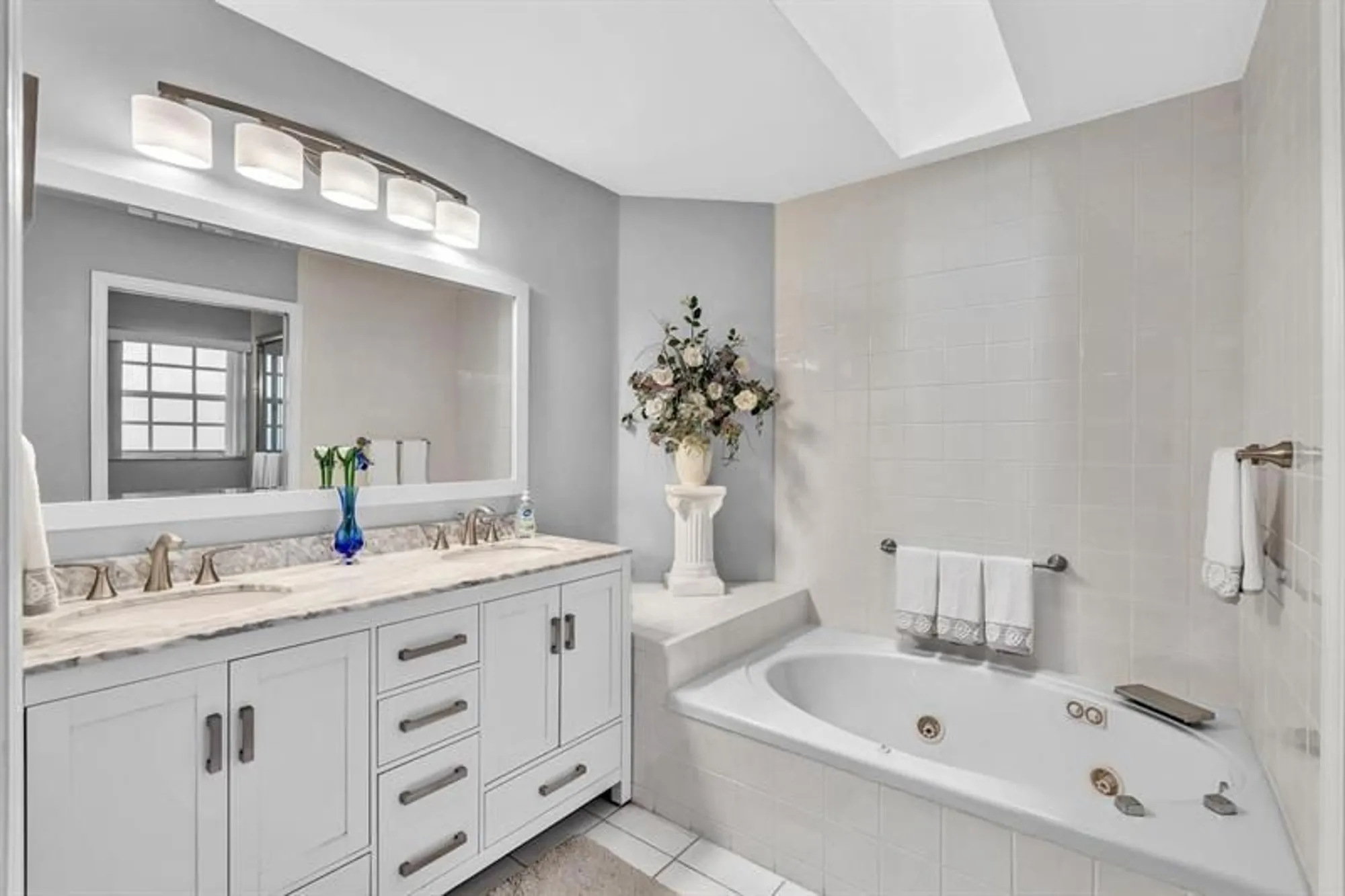 Property Slideshow image 27 of 59 | 9714 malvern dr # 9714, Tamarac, FL, 33321