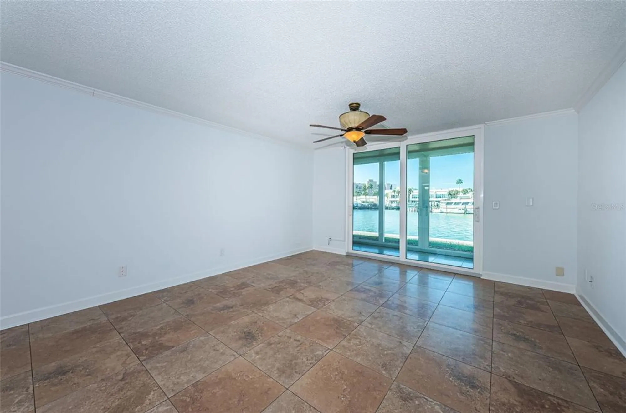 Property Slideshow image 8 of 90 | 7420 bay island dr 171, South Pasadena, FL, 33707