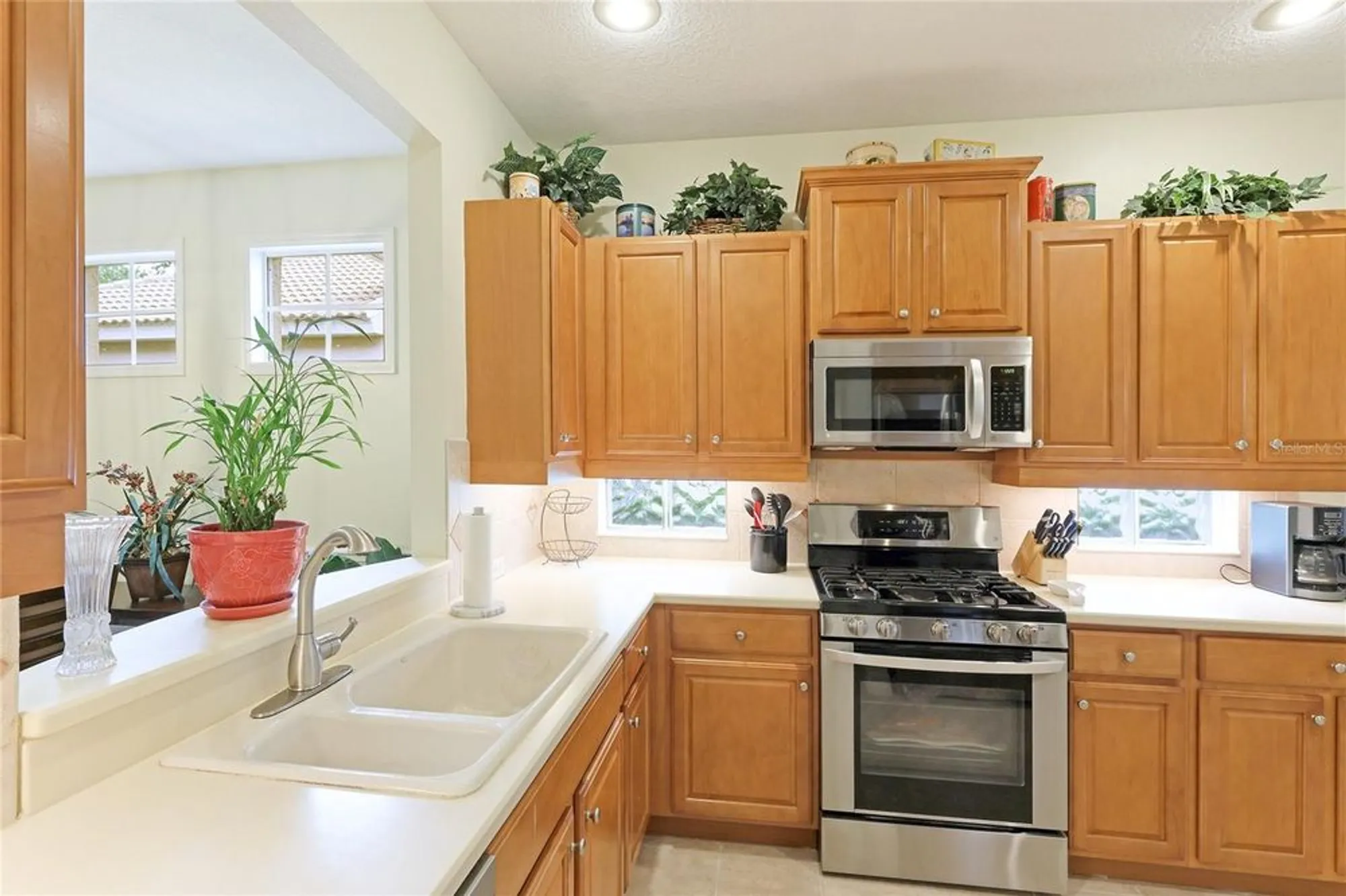Property Slideshow image 6 of 38 | 6103 aviary ct, Bradenton, FL, 34203