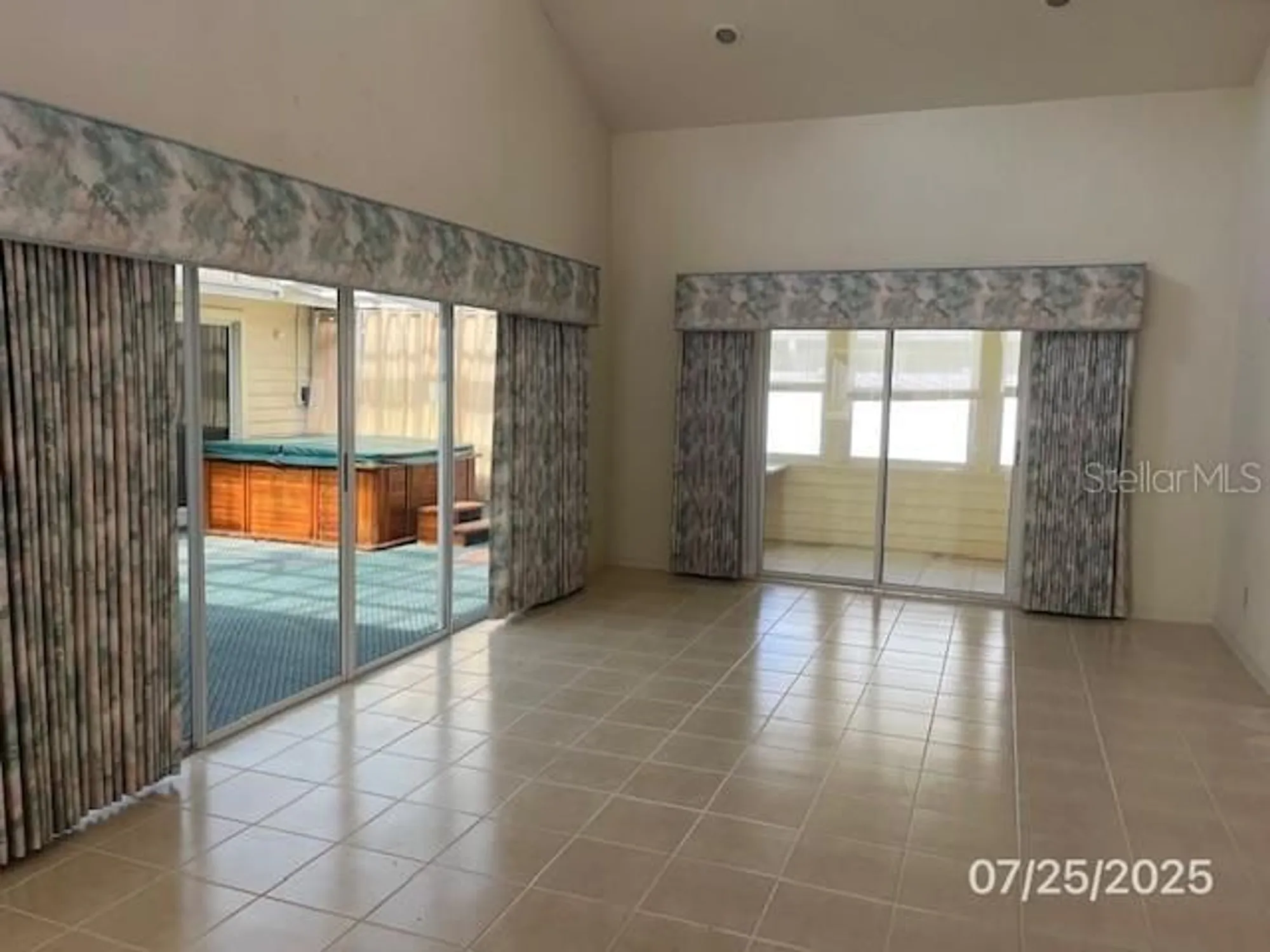 Property Slideshow image 13 of 32 | 18 treetop cir, Ormond Beach, FL, 32174