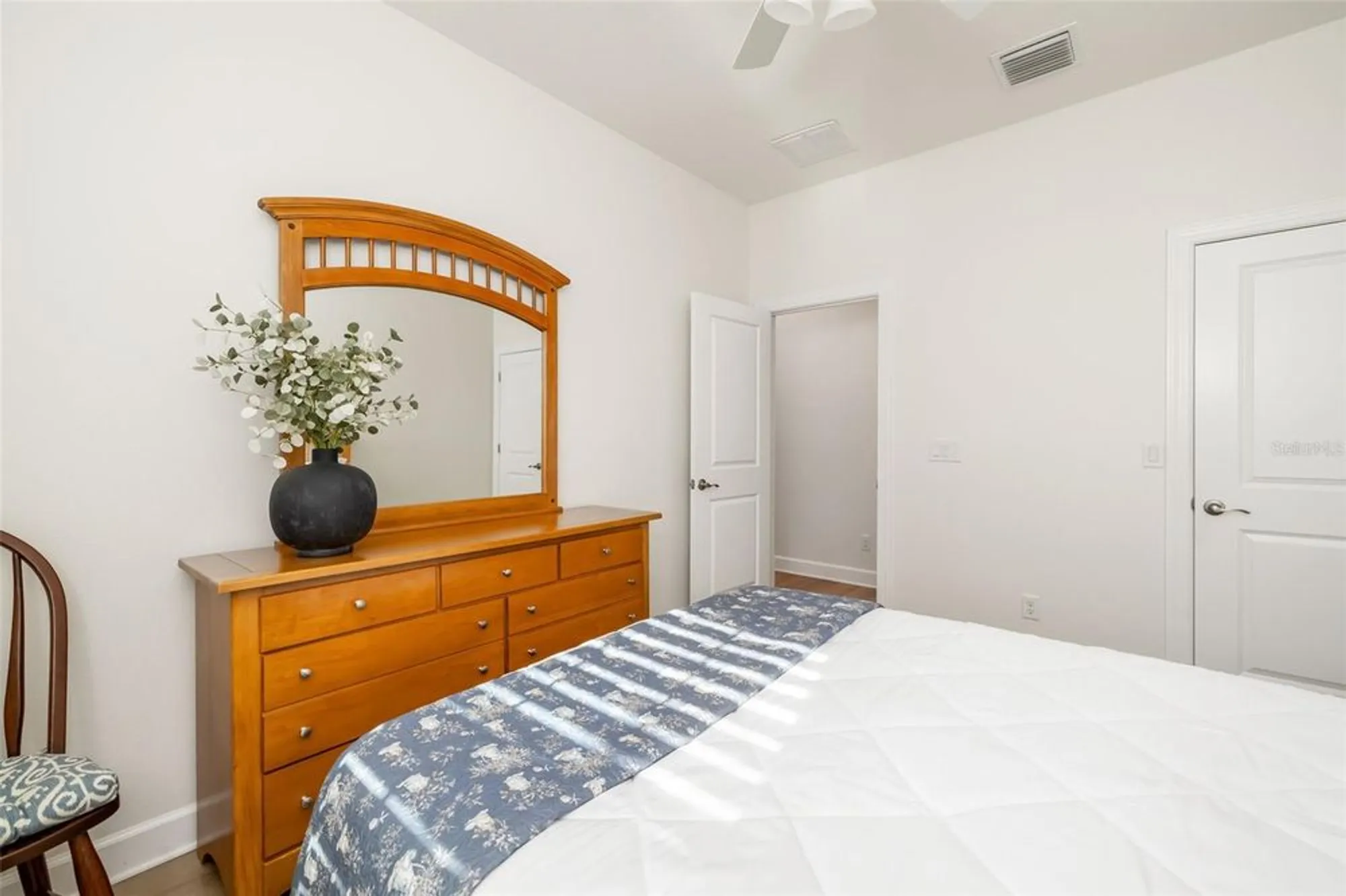 Property Slideshow image 29 of 55 | 5043 serata dr, Bradenton, FL, 34211