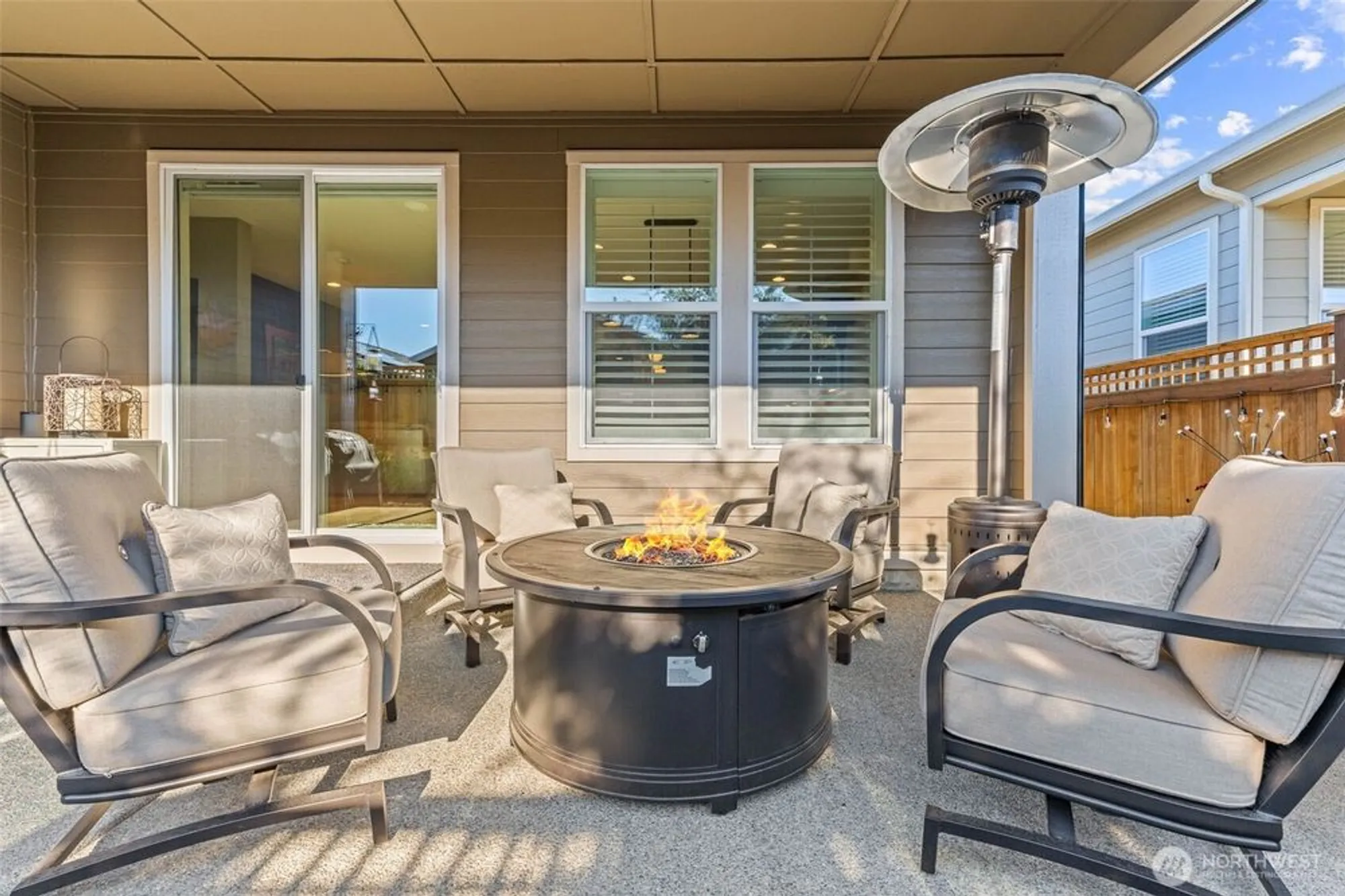 Property Slideshow image 28 of 39 | 17922 151st st, Bonney Lake, WA, 98391