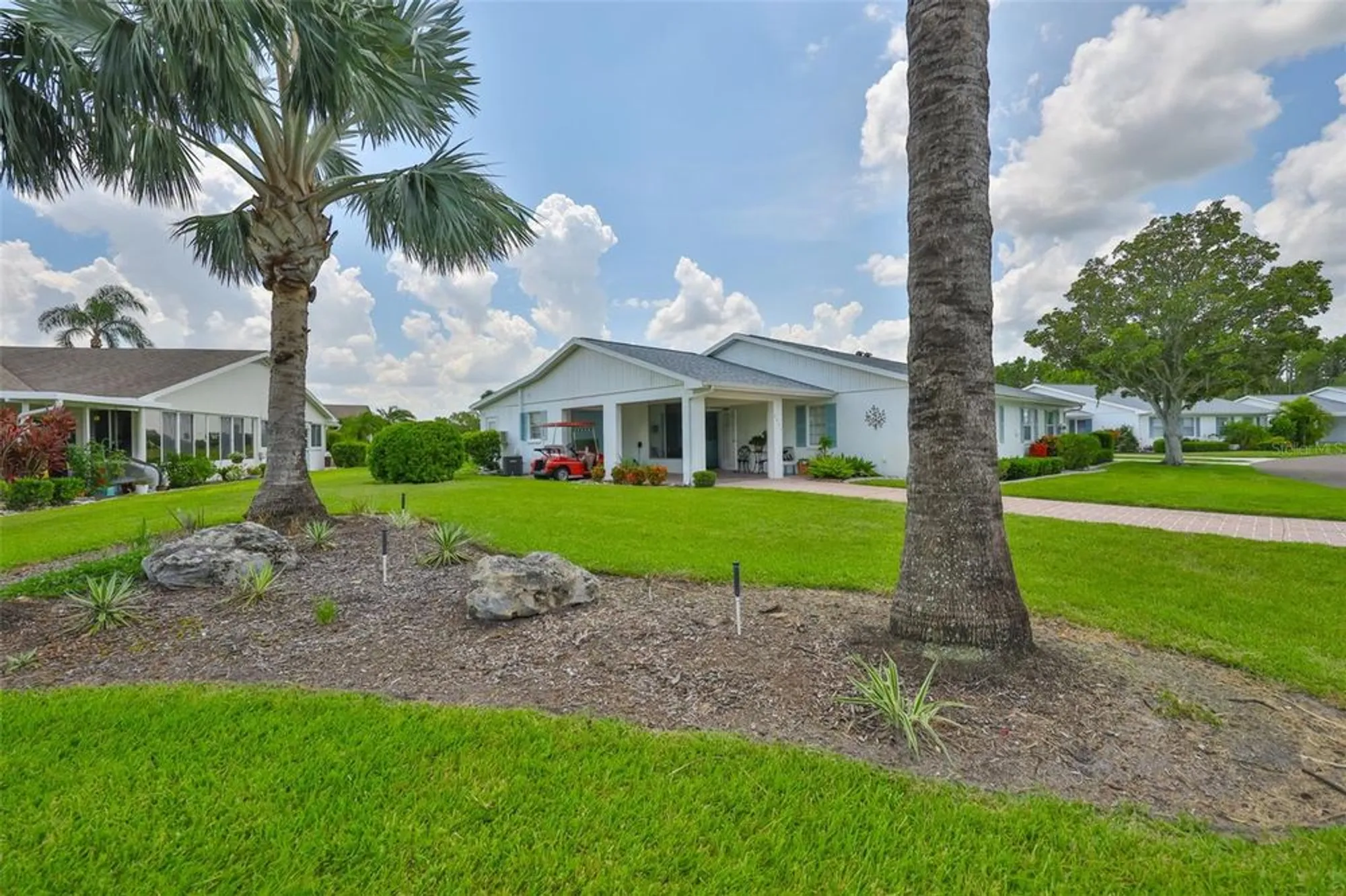Property Slideshow image 4 of 64 | 2347 gainesborough loop # 2347, Sun City Center, FL, 33573