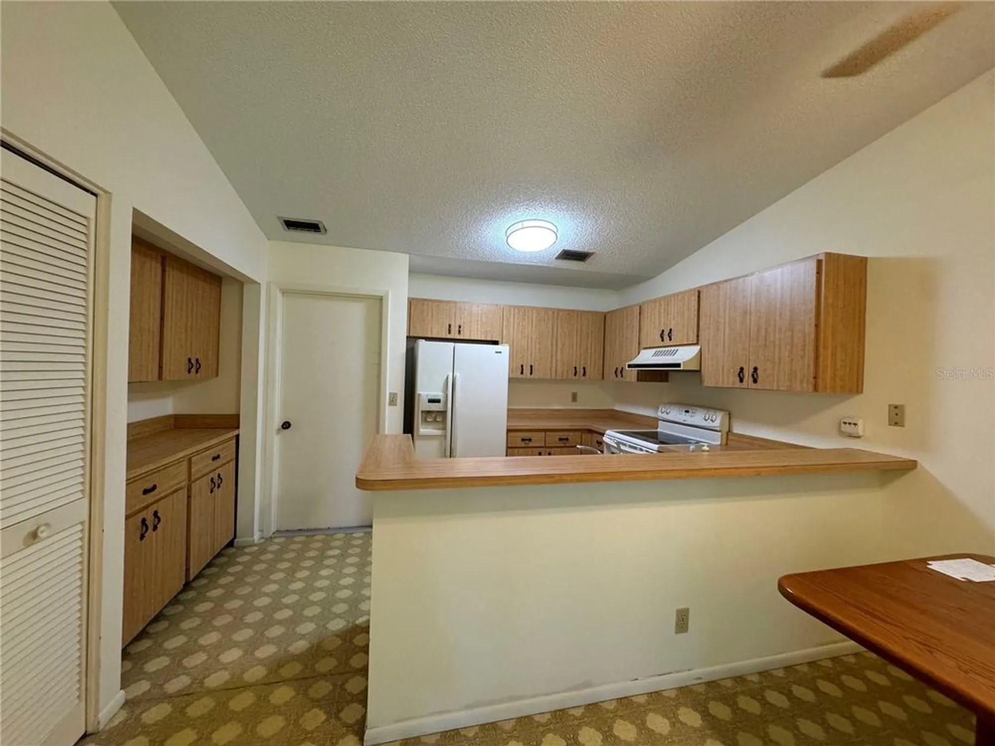 Property Slideshow image 6 of 26 | 3925 oakhurst blvd 3010, Sarasota, FL, 34233