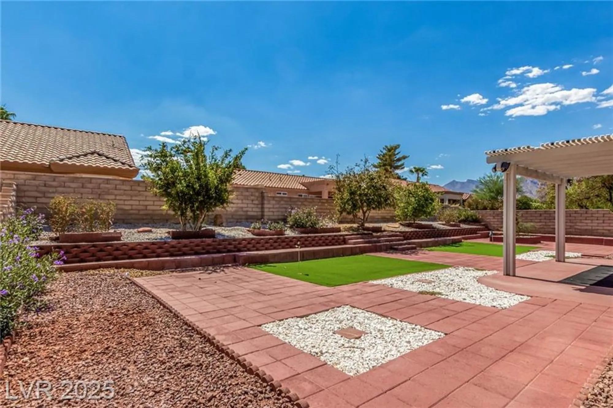 Property Slideshow image 38 of 42 | 8705 villa ridge dr, Las Vegas, NV, 89134