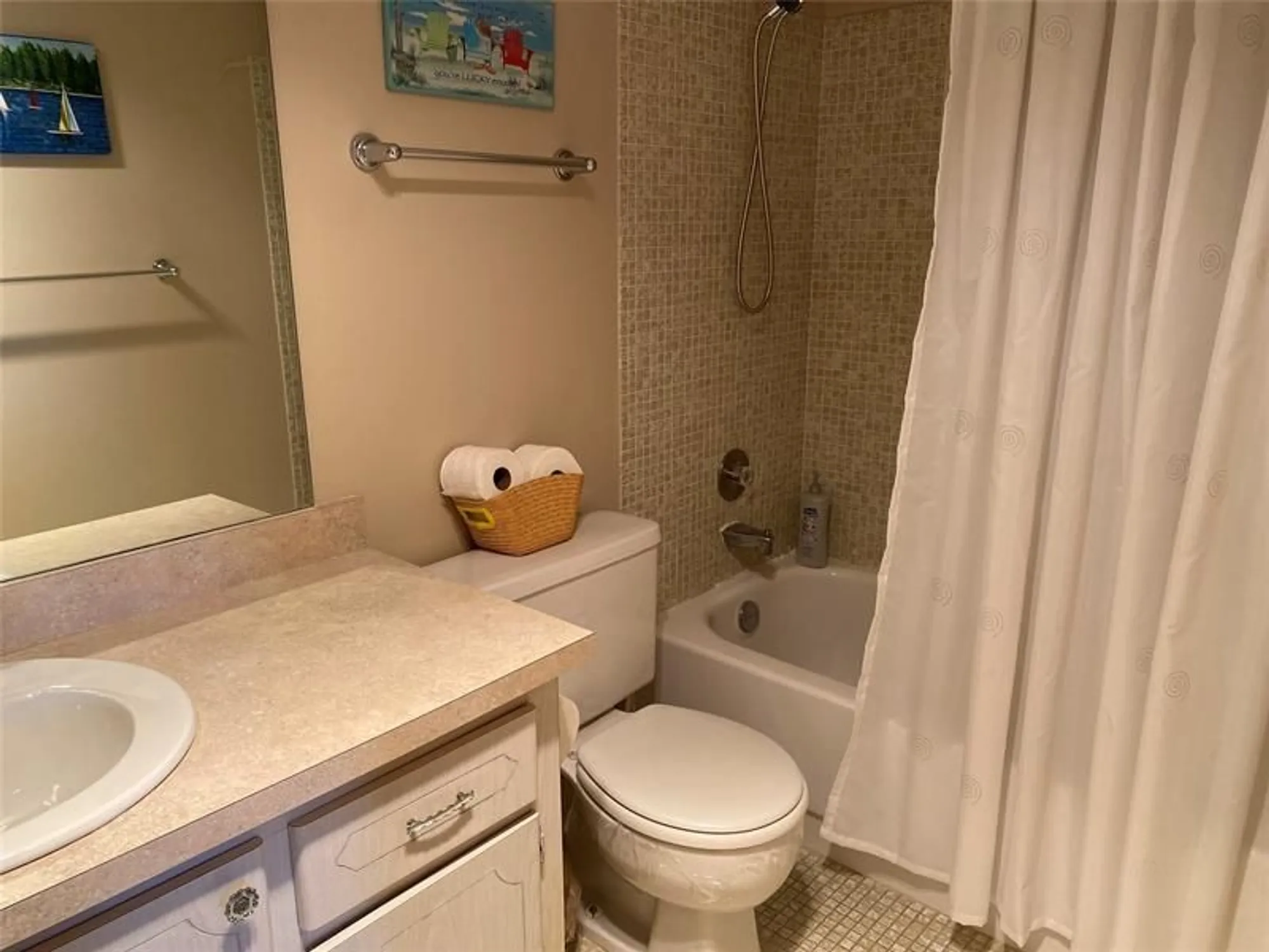 Property Slideshow image 12 of 50 | 19 ashby a # 19, Deerfield Beach, FL, 33442