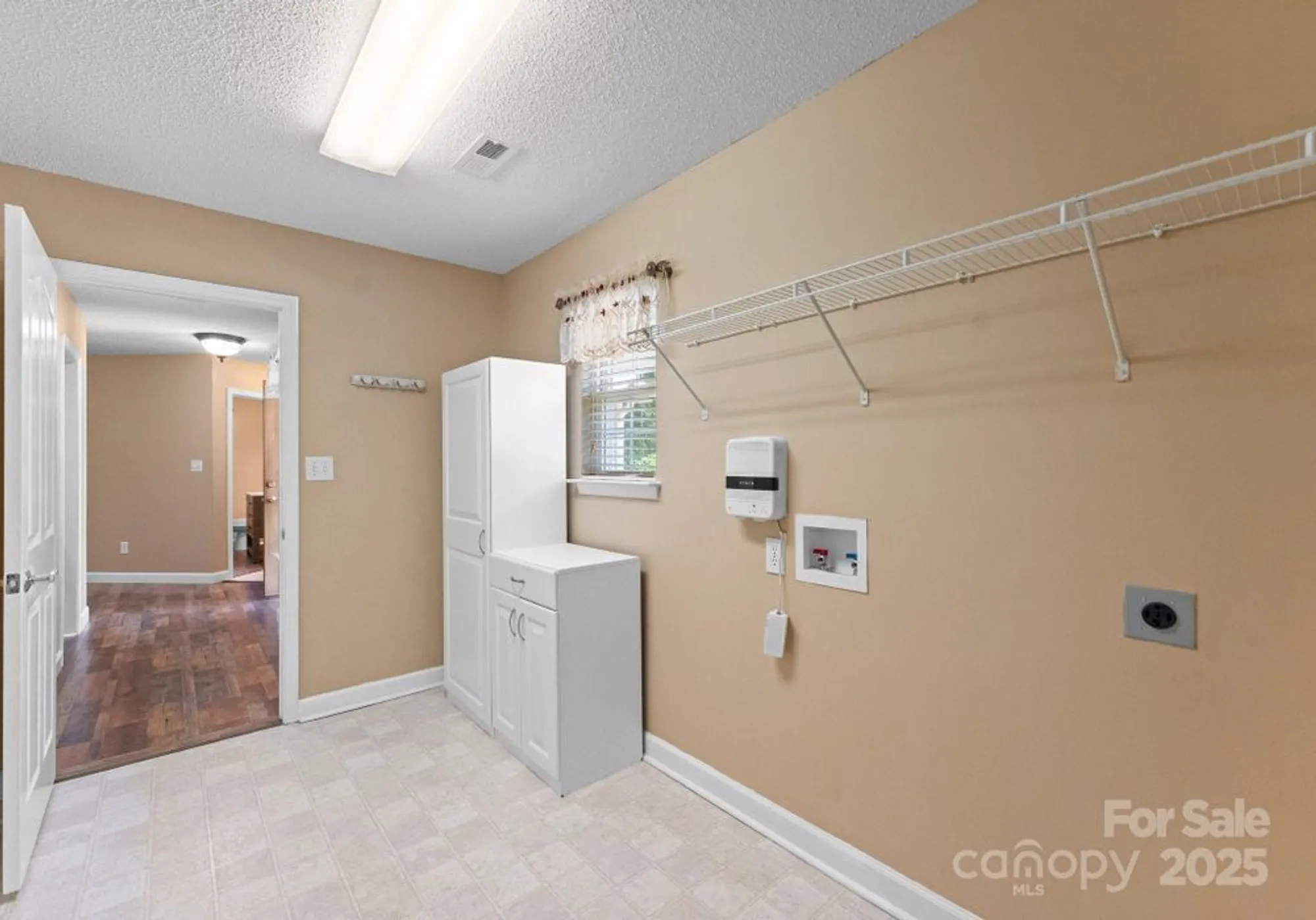 Property Slideshow image 15 of 23 | 110 whitehall dr, Mooresville, NC, 28117