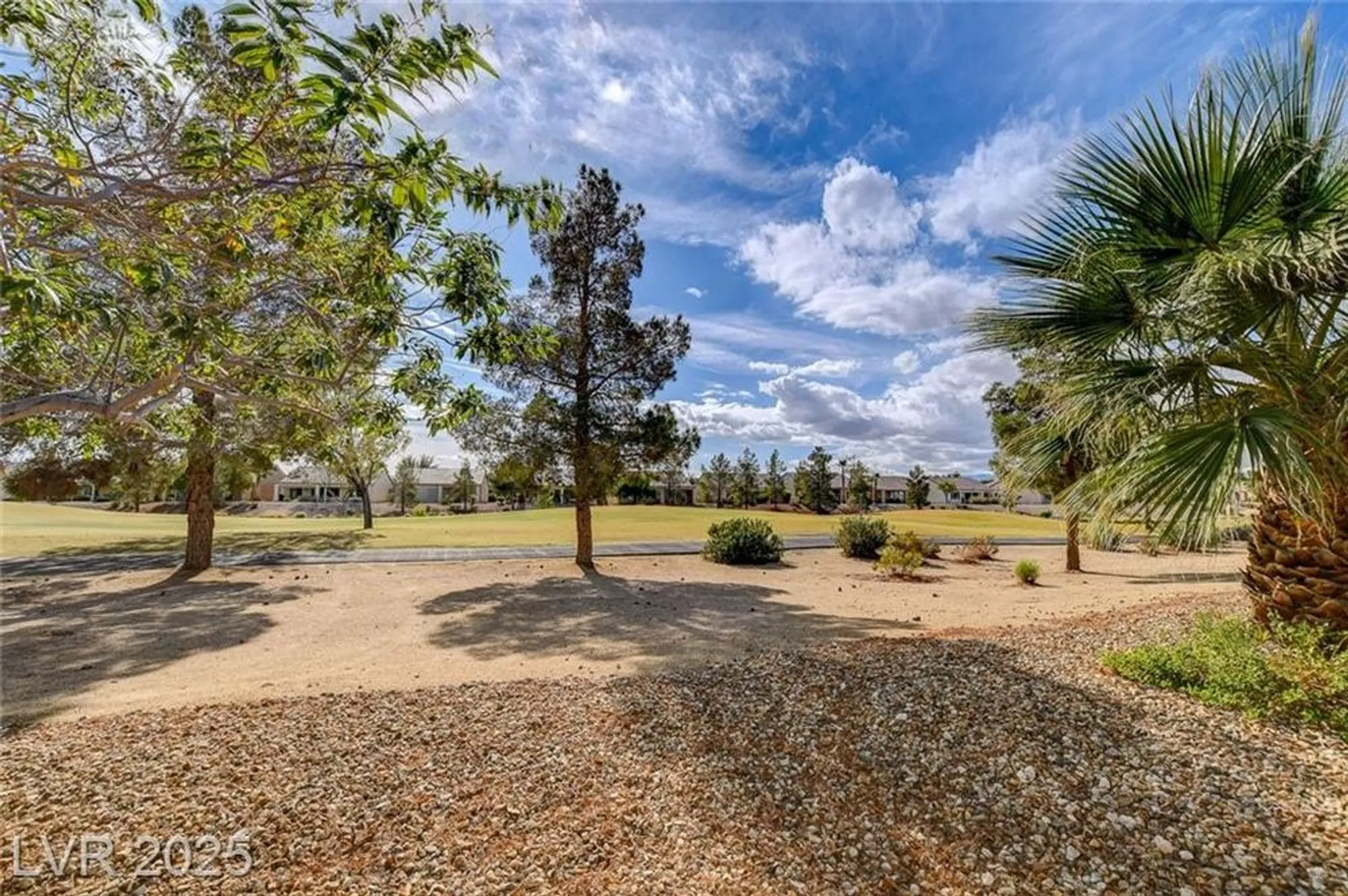 Property Slideshow image 32 of 48 | 2421 willow wren dr, North Las Vegas, NV, 89084