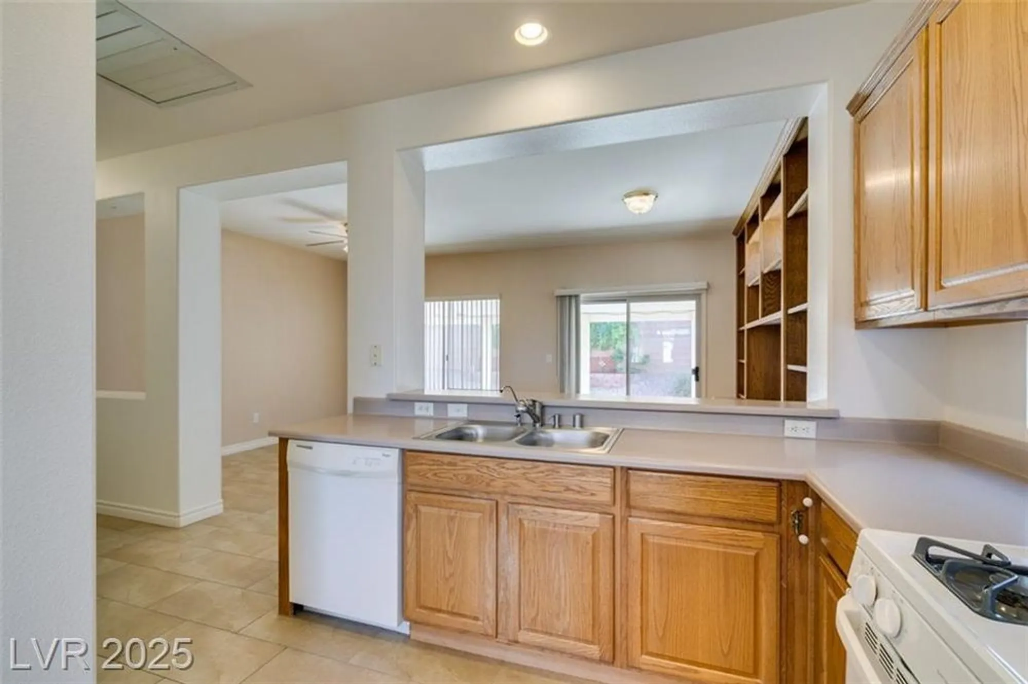 Property Slideshow image 11 of 27 | 1807 joy grove ave, Henderson, NV, 89012