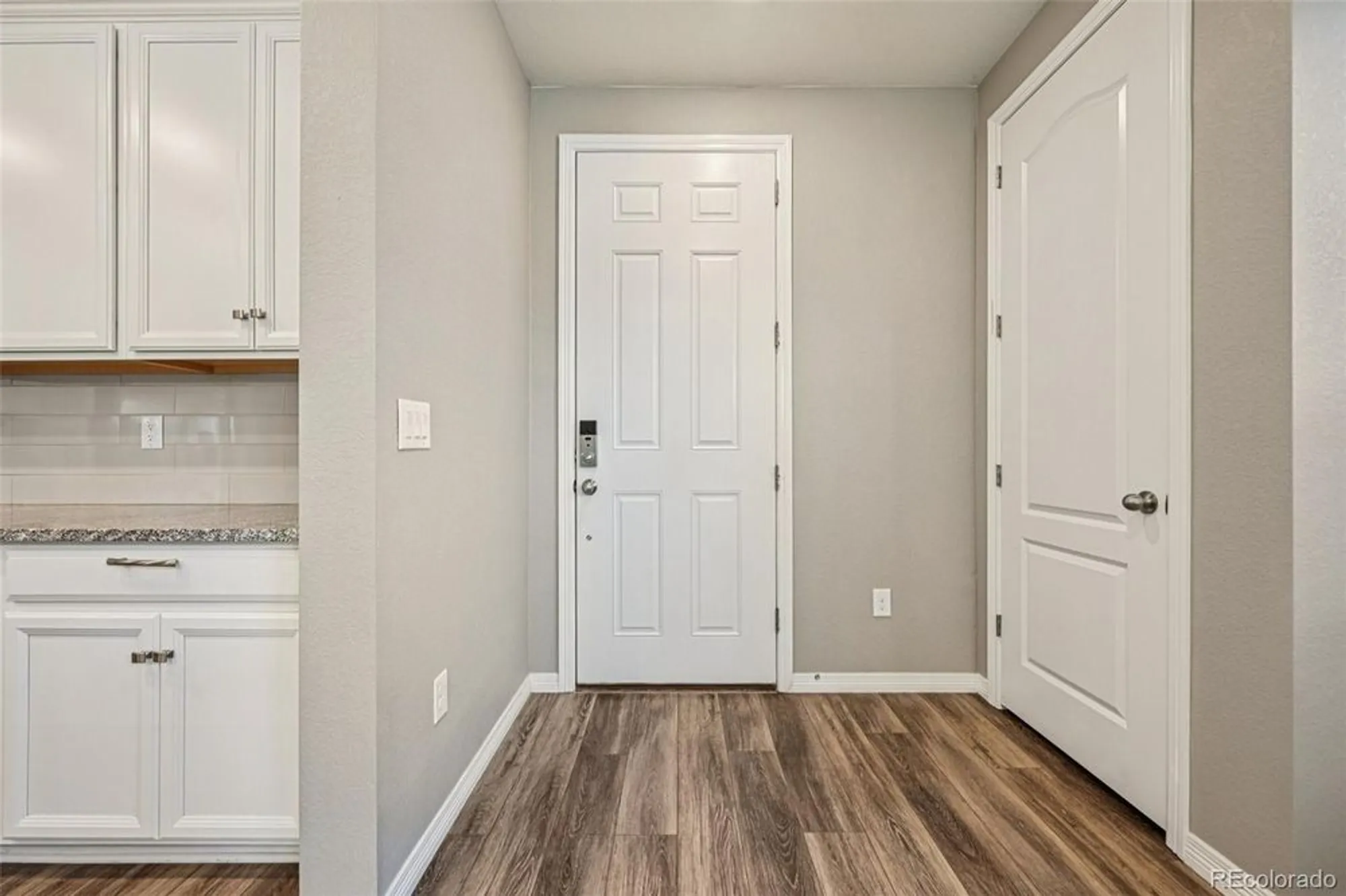 Property Slideshow image 6 of 50 | 7834 plateau creek ln, Littleton, CO, 80125