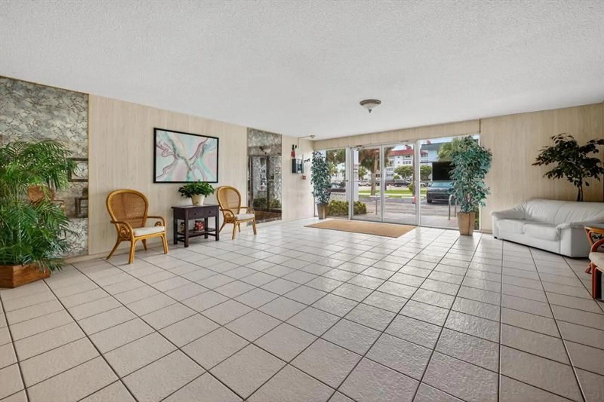 Property Slideshow image 5 of 39 | 4881 nw 22nd st b12, Lauderhill, FL, 33313