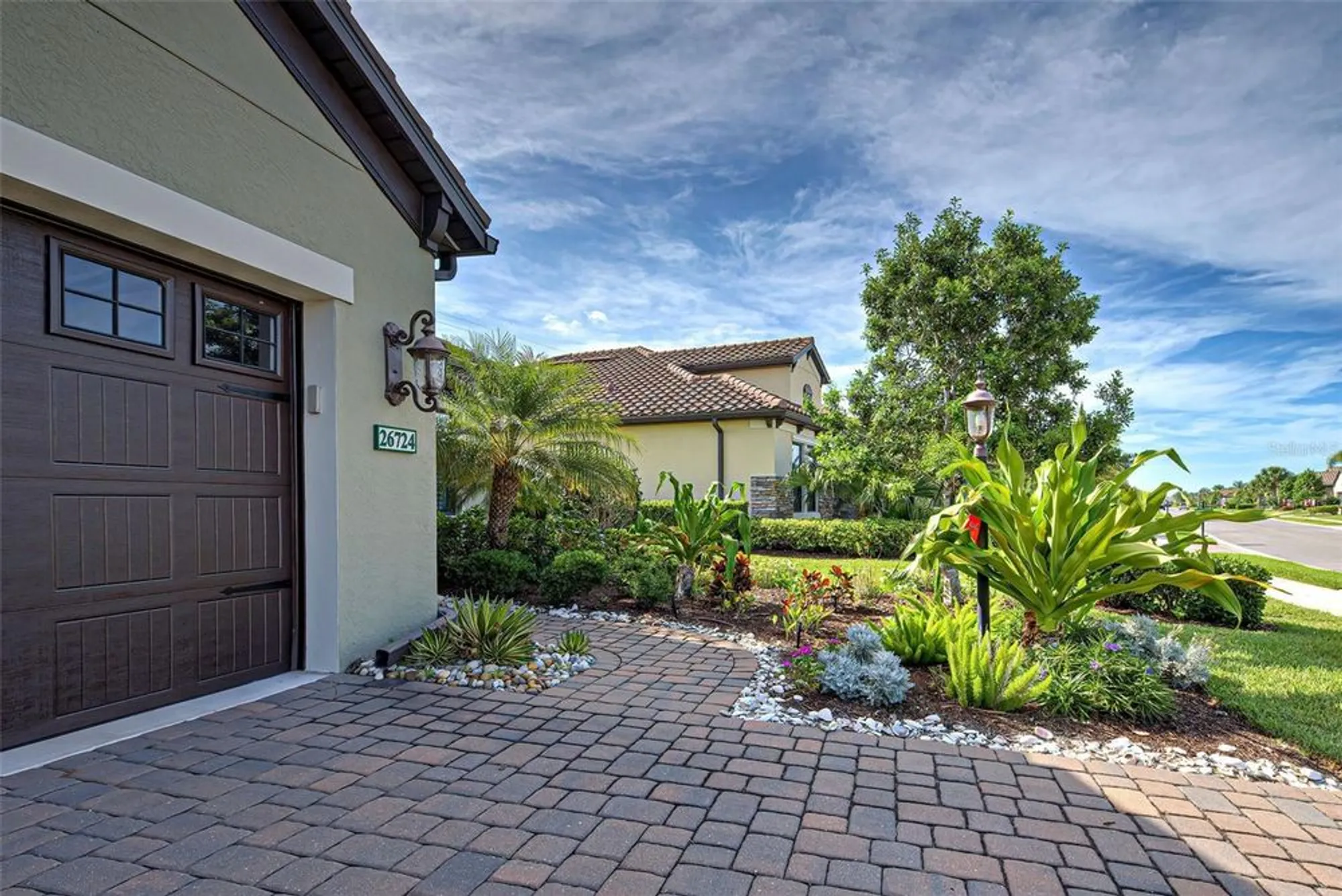 Property Slideshow image 5 of 55 | 26724 weiskopf dr, Englewood, FL, 34223
