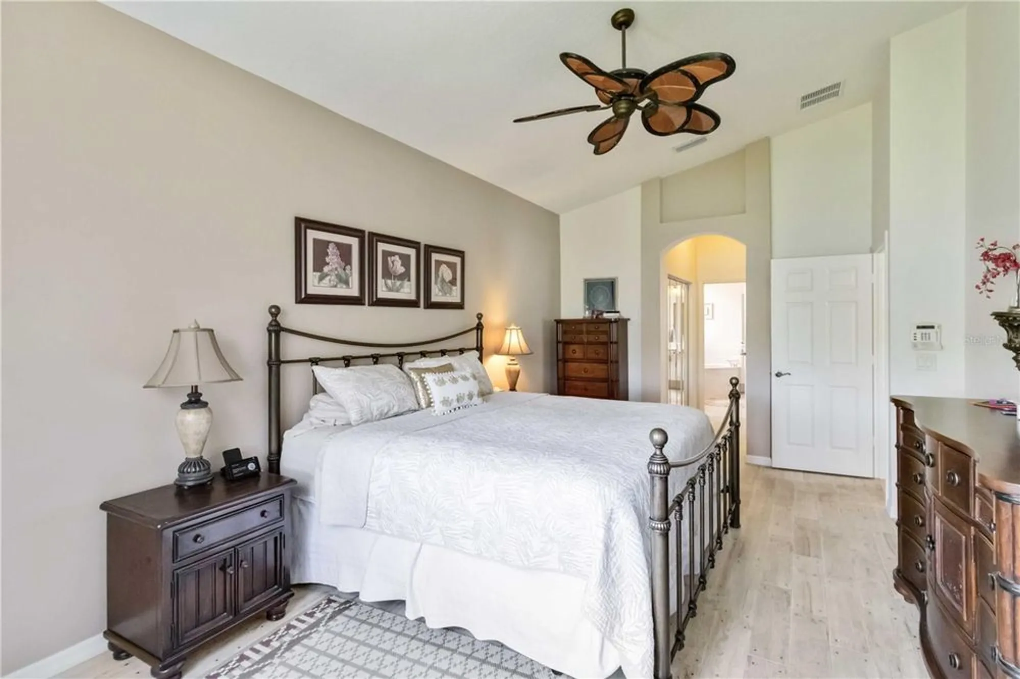 Property Slideshow image 15 of 31 | 4211 64th dr e unit e, Sarasota, FL, 34243