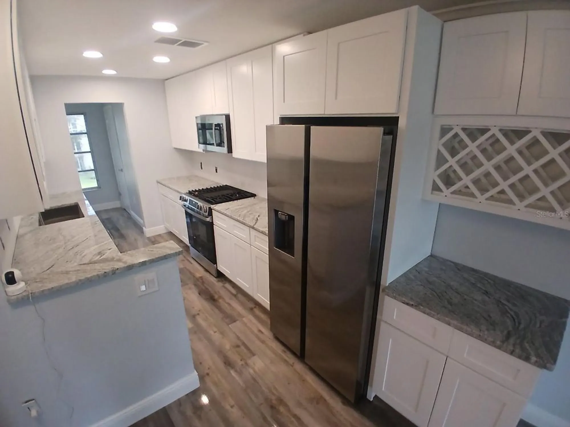 Property Slideshow image 5 of 18 | 5725 80th st n unit 314, St Petersburg, FL, 33709