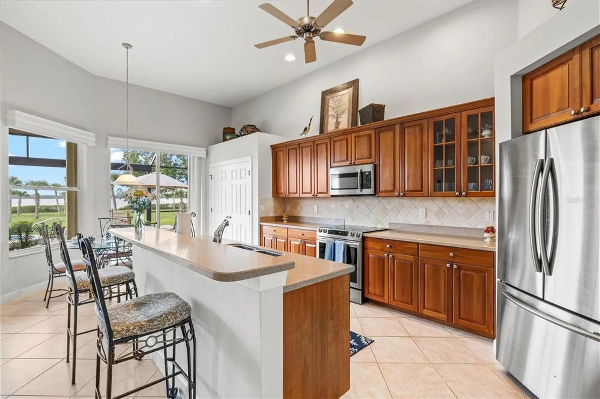 Property Slideshow image 14 of 91 | 14026 royal pointe dr, Port Charlotte, FL, 33953