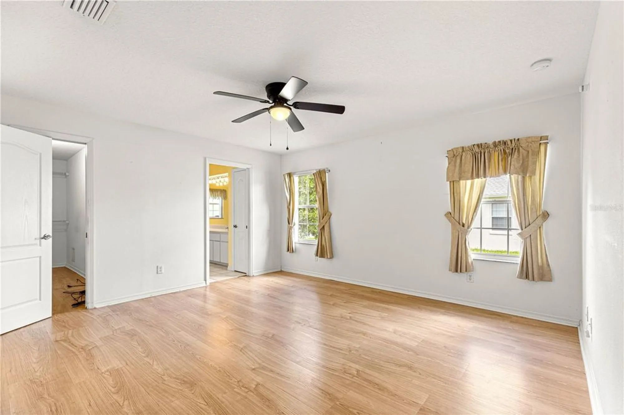 Property Slideshow image 24 of 57 | 10884 sw 53rd cir, Ocala, FL, 34476