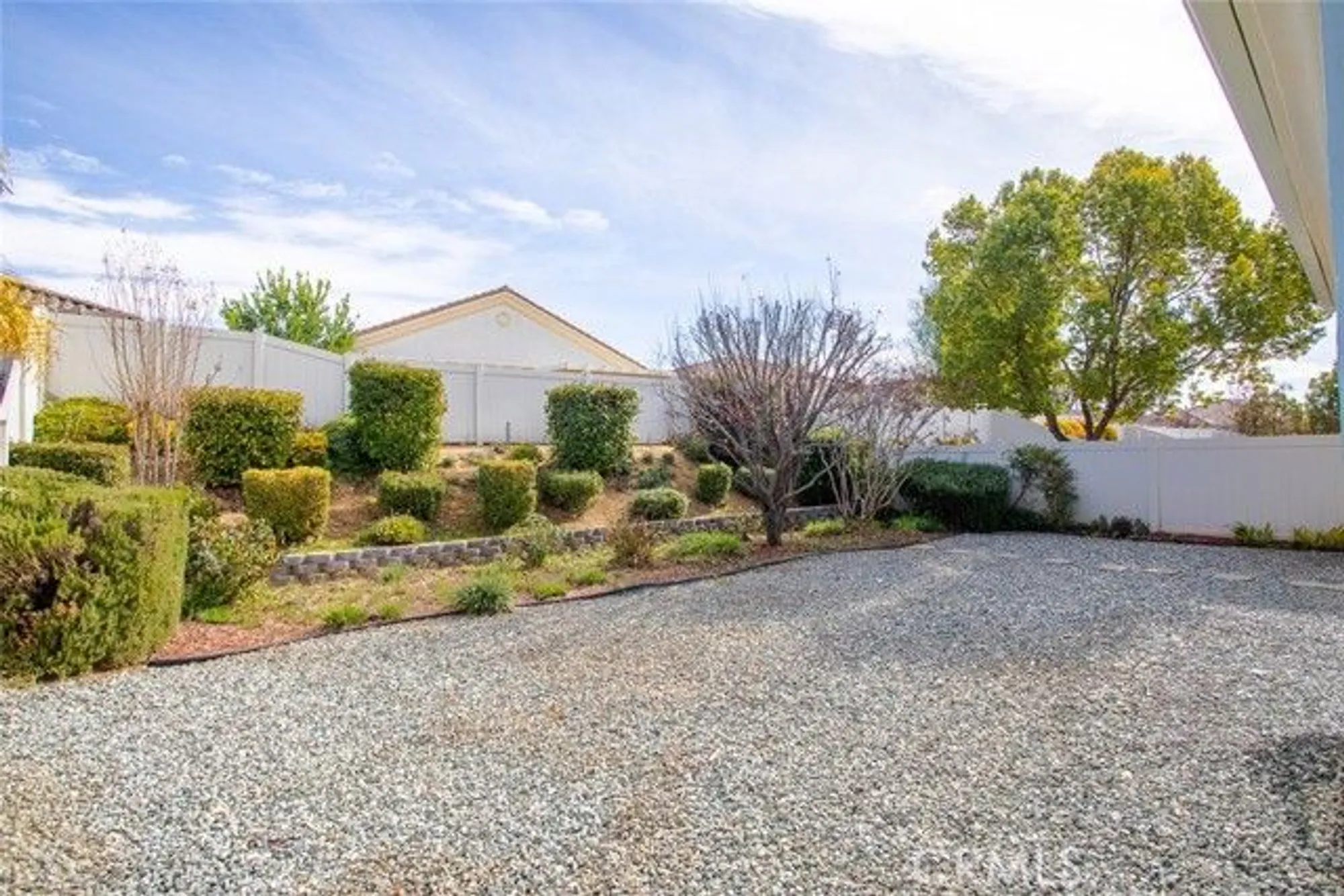 Property Slideshow image 18 of 24 | 1634 scottsdale rd, Beaumont, CA, 92223