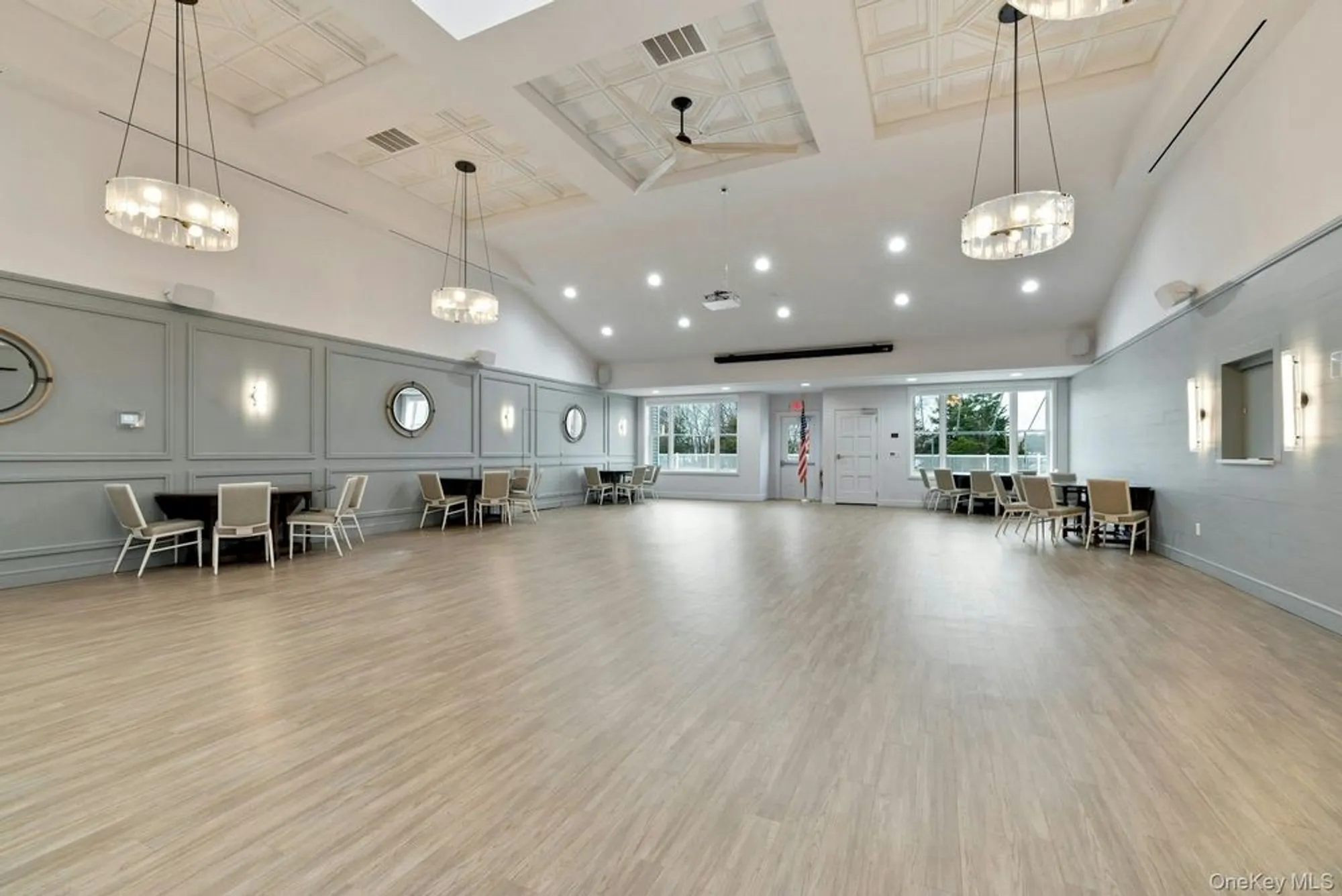 Property Slideshow image 26 of 41 | 509 oak bluff ct, Moriches, NY, 11955