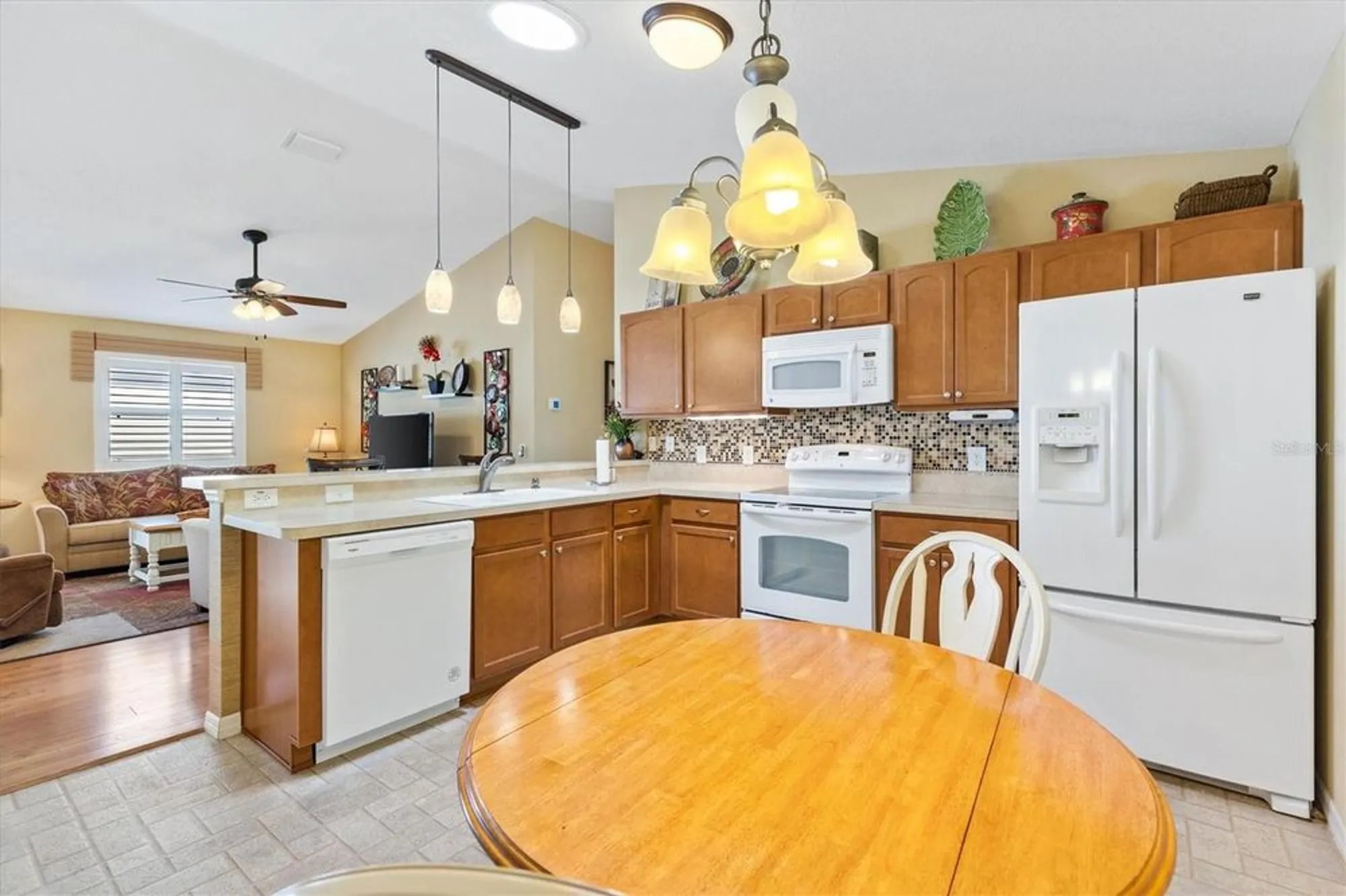 Property Slideshow image 14 of 24 | 2565 errol ter, The Villages, FL, 32162