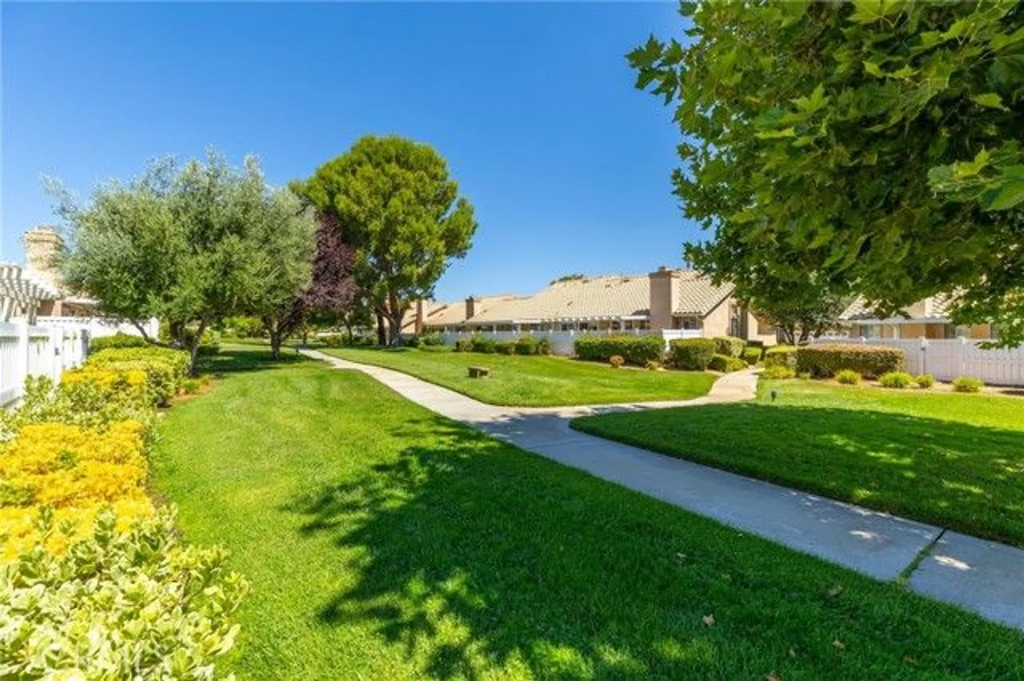 Property Slideshow image 22 of 24 | 668 la costa dr, Banning, CA, 92220