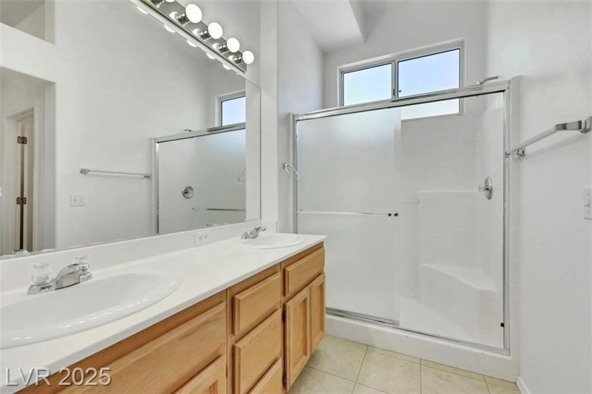Property Slideshow image 9 of 31 | 498 elm crest pl, Henderson, NV, 89012