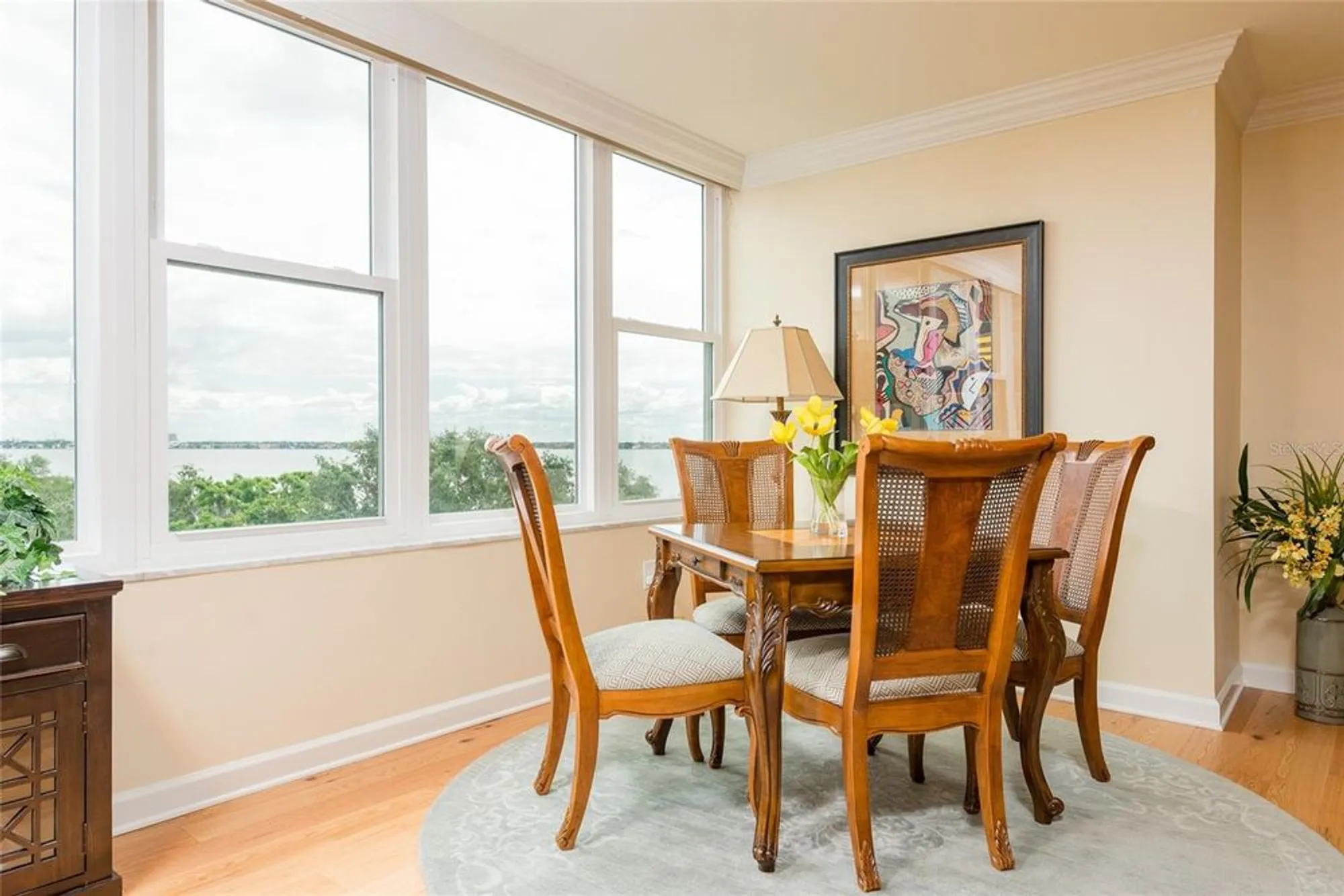 Property Slideshow image 9 of 37 | 2407 s ardson pl unit 601, Tampa, FL, 33629