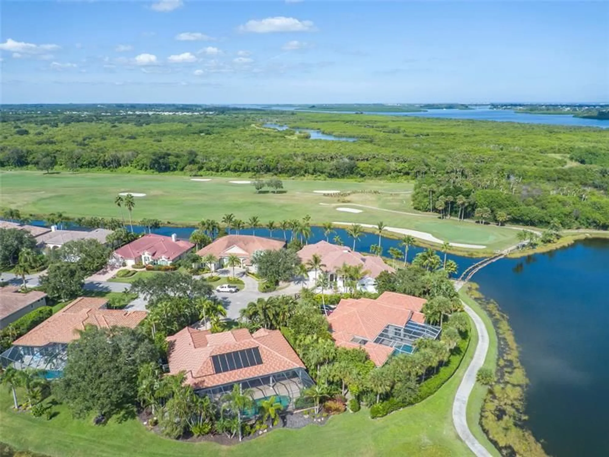 Property Slideshow image 18 of 33 | 5620 las brisas dr, Vero Beach, FL, 32967
