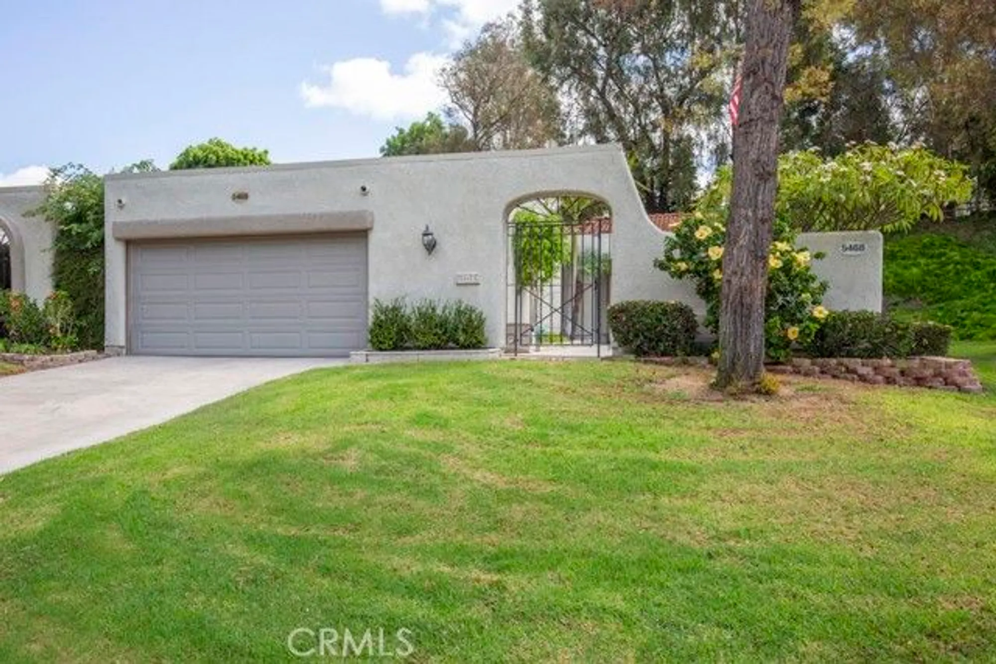 Property Slideshow image 1 of 31 | 5468 paseo del lago e unit e c, Laguna Woods, CA, 92637