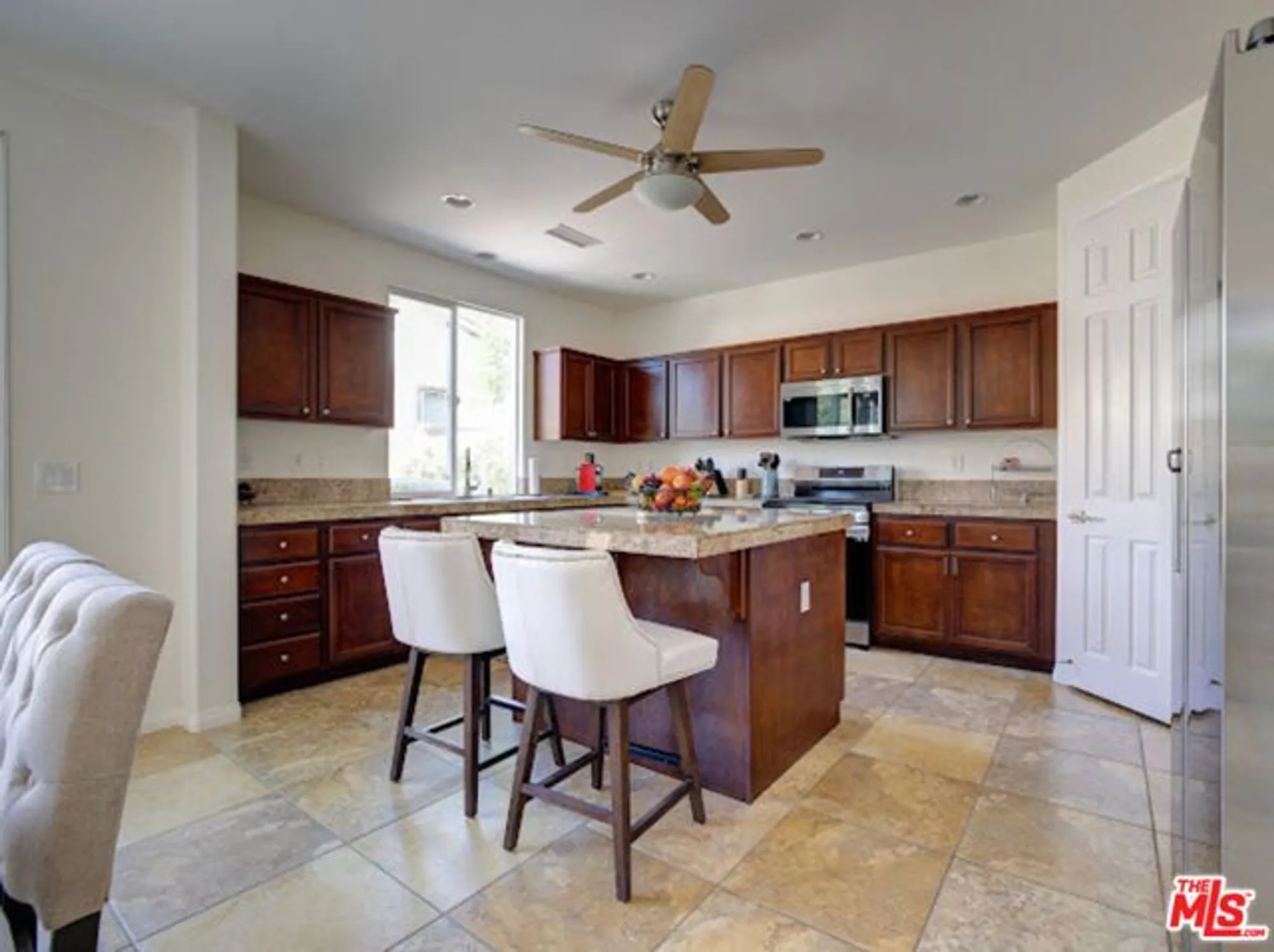Property Slideshow image 14 of 38 | 81634 desert willow dr, La Quinta, CA, 92253