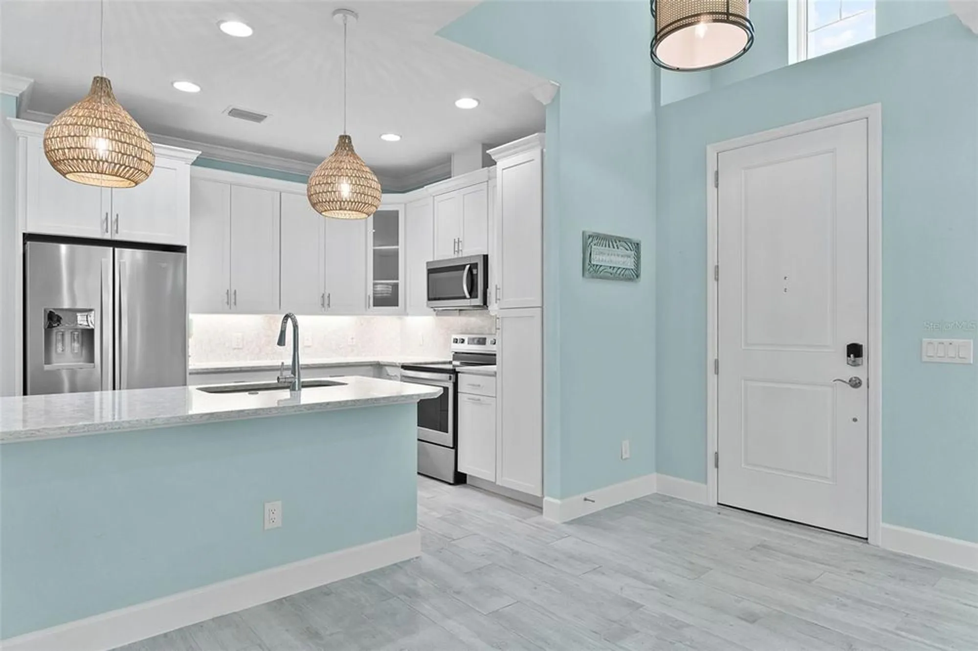 Property Slideshow image 7 of 40 | 867 bama breeze dr, Daytona Beach, FL, 32124