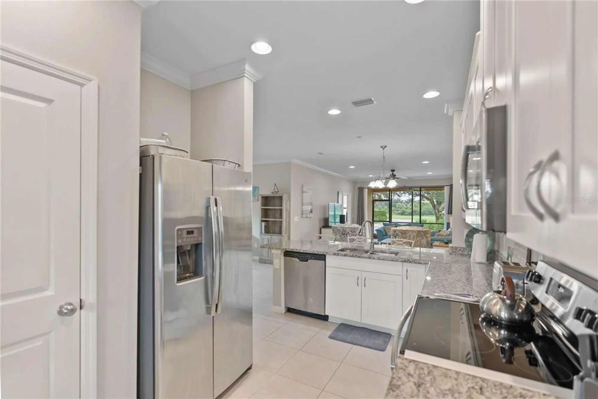 Property Slideshow image 7 of 72 | 12710 sorrento way 101, Bradenton, FL, 34211