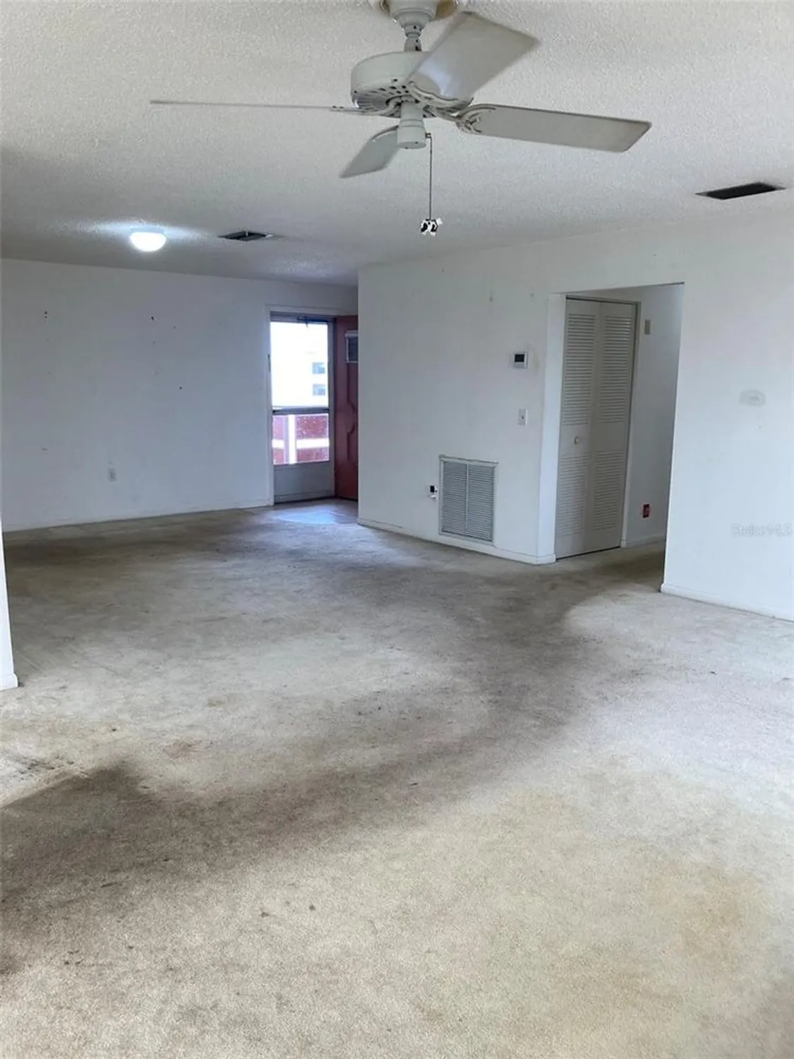 Property Slideshow image 14 of 46 | 5521 80th st n unit 516, St Petersburg, FL, 33709