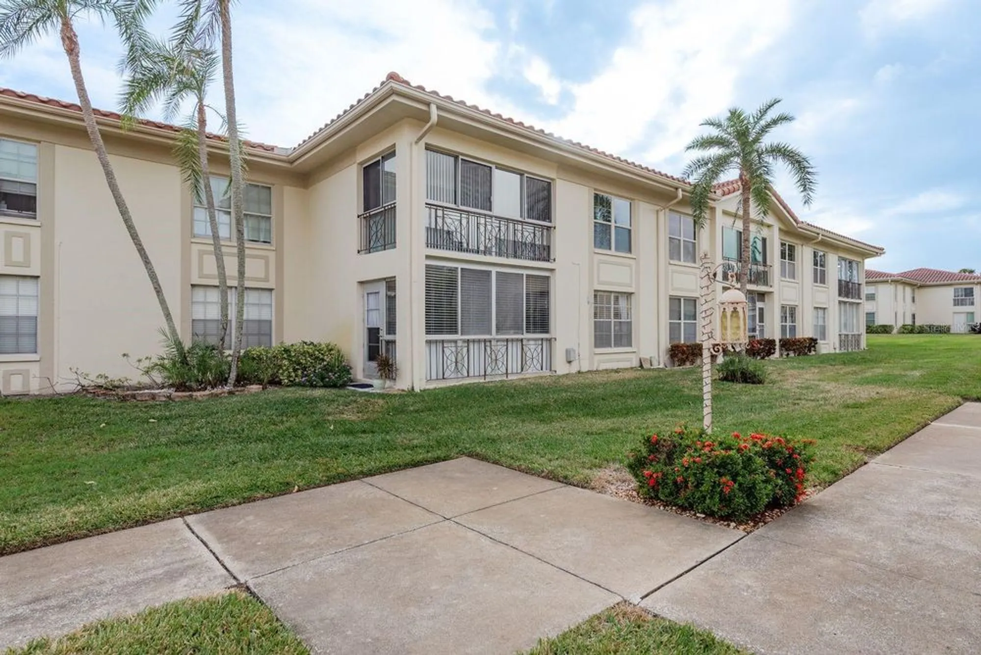 Property Slideshow image 22 of 32 | 19029 us highway 19 n apt 6-7, Clearwater, FL, 33764