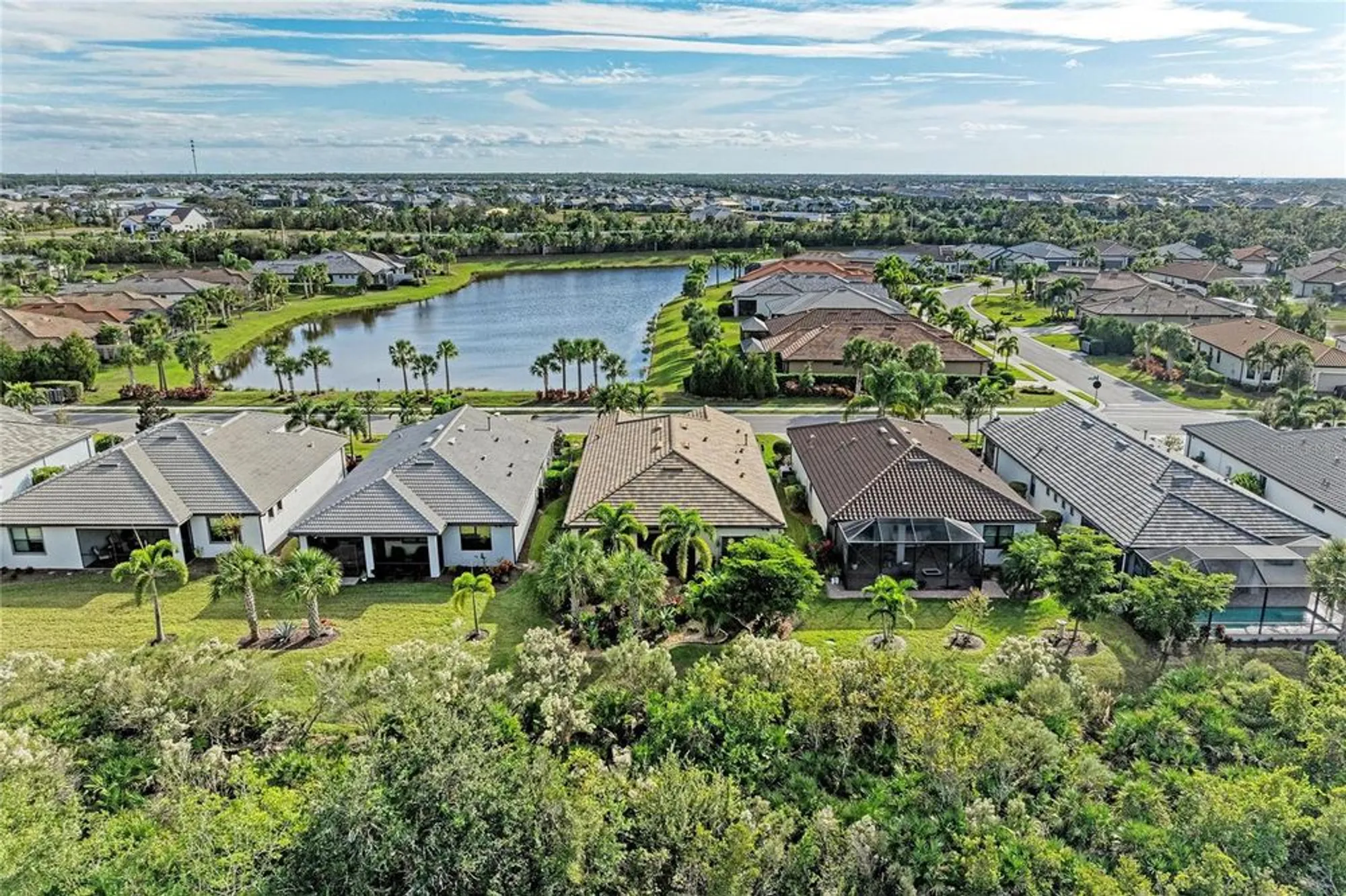 Property Slideshow image 65 of 85 | 17631 colebrook cir, Lakewood Ranch, FL, 34202