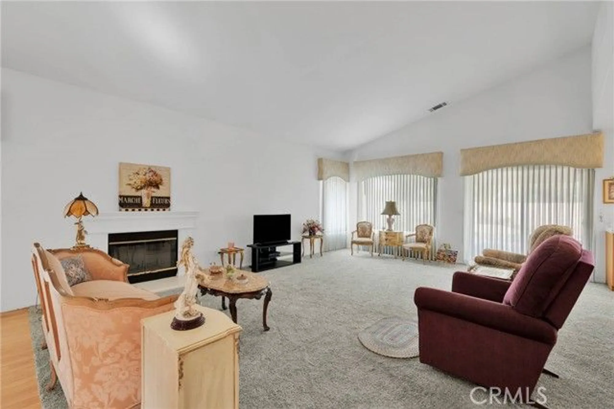 Property Slideshow image 9 of 54 | 19559 northstar ct, Apple Valley, CA, 92308