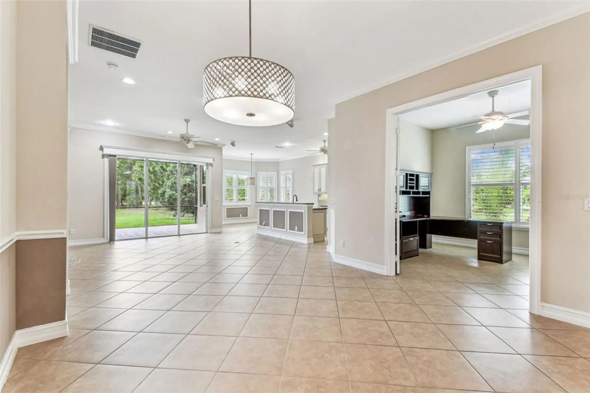 Property Slideshow image 19 of 100 | 16101 cape coral dr, Wimauma, FL, 33598