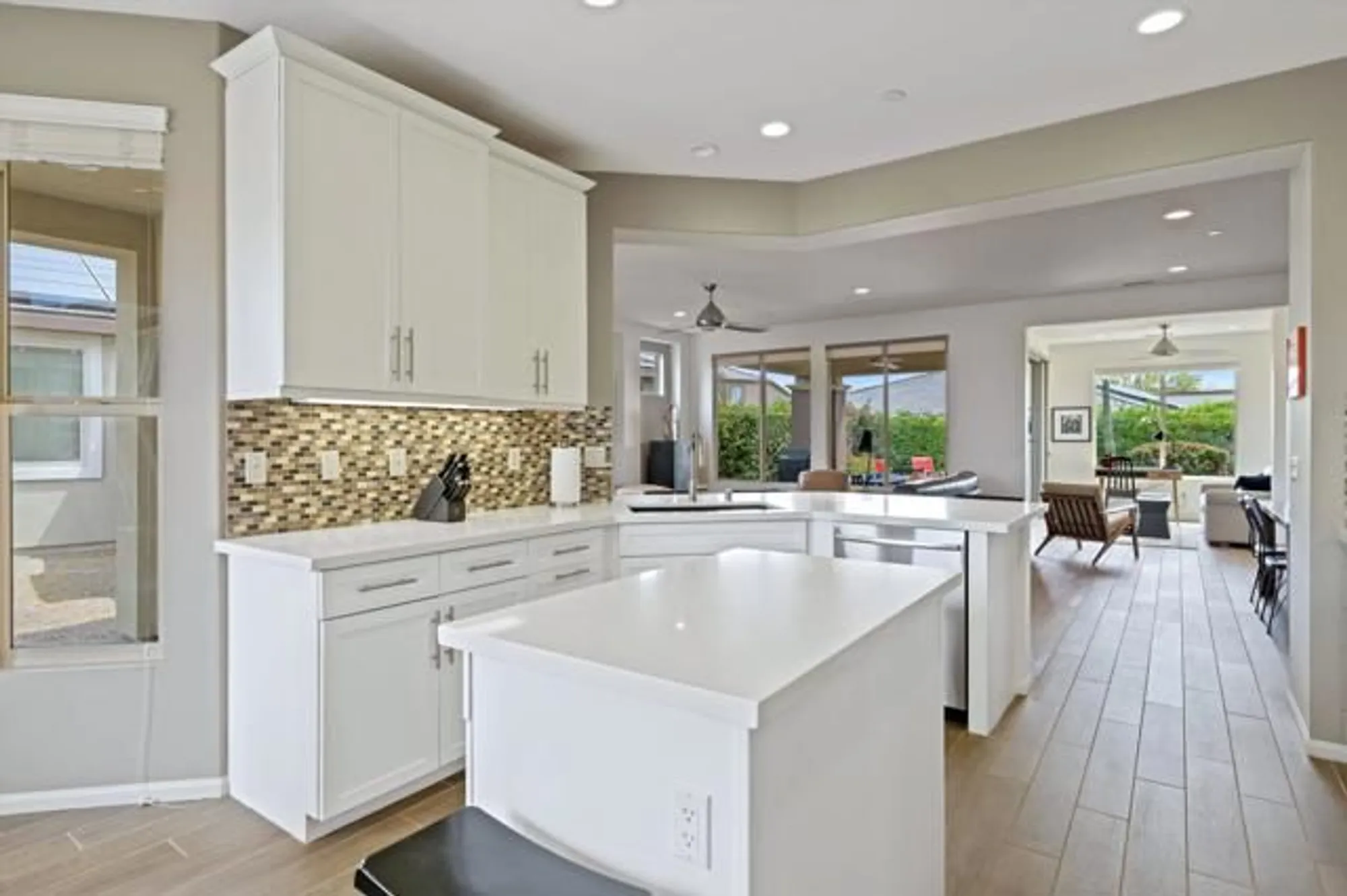 Property Slideshow image 14 of 68 | 51216 longmeadow st, Indio, CA, 92201