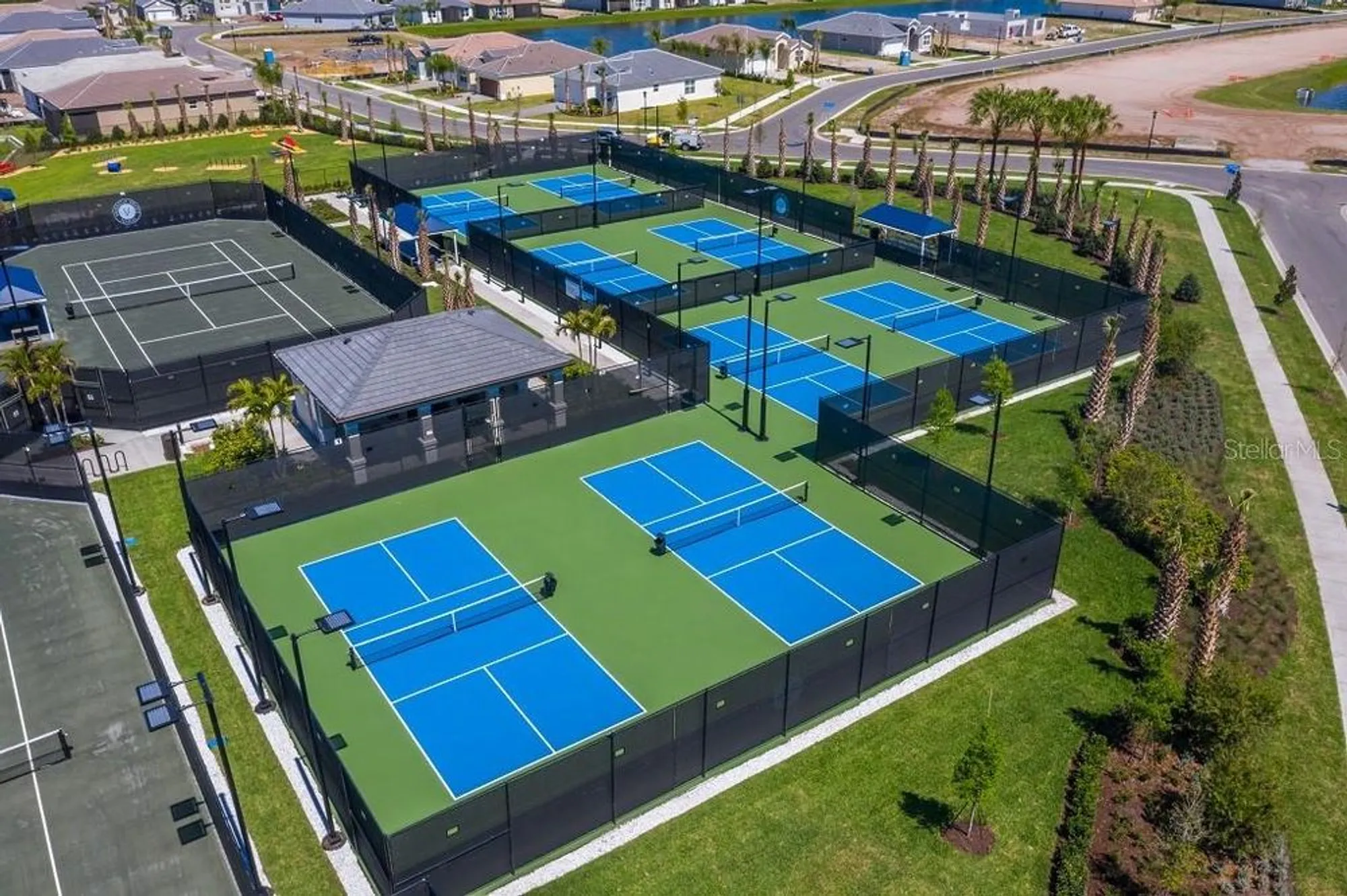 Property Slideshow image 44 of 54 | 5122 sierra falls ct, Wimauma, FL, 33598